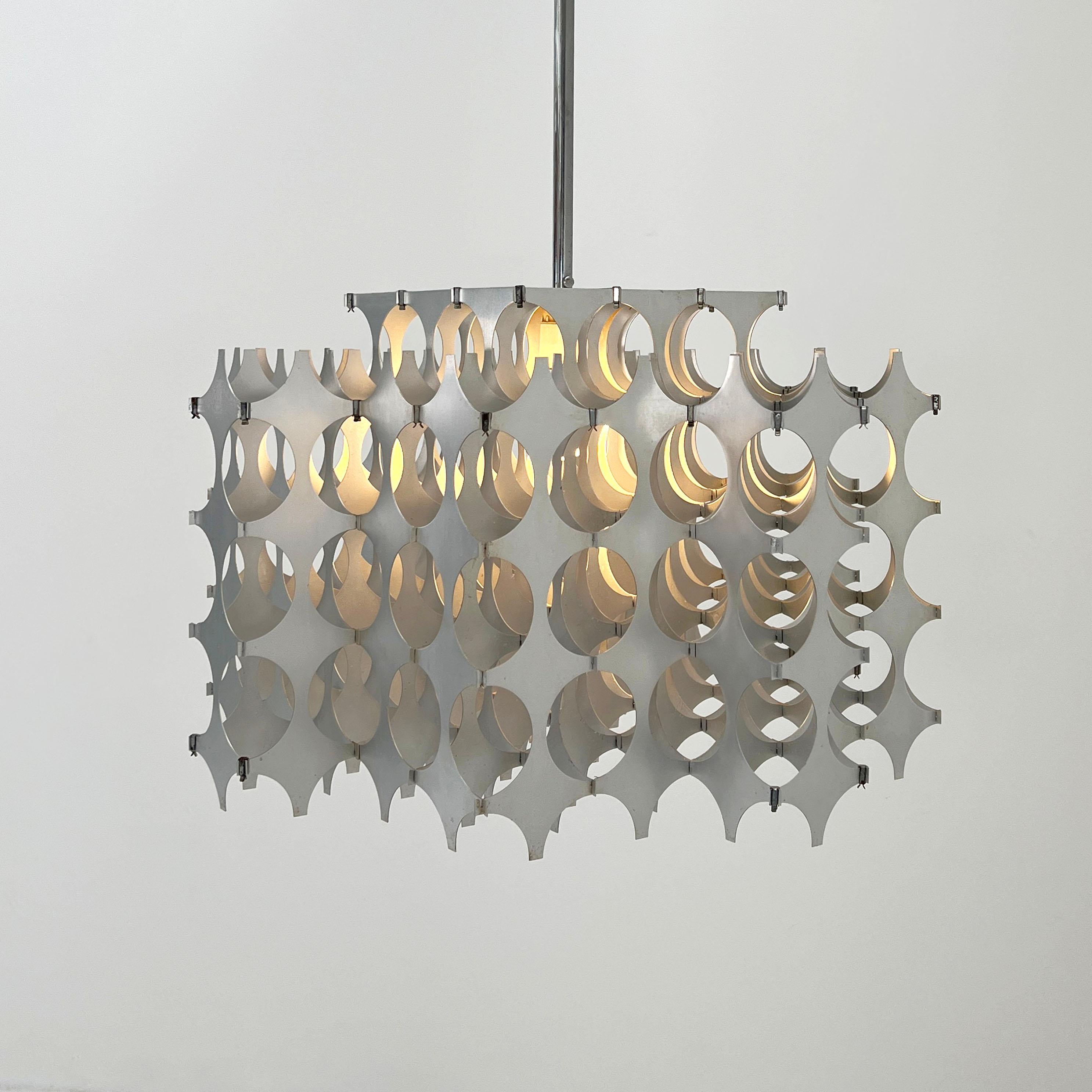 Cynthia Pendant Light by Mario Marenco for Artemide, 1960s In Good Condition For Sale In Ixelles, Bruxelles