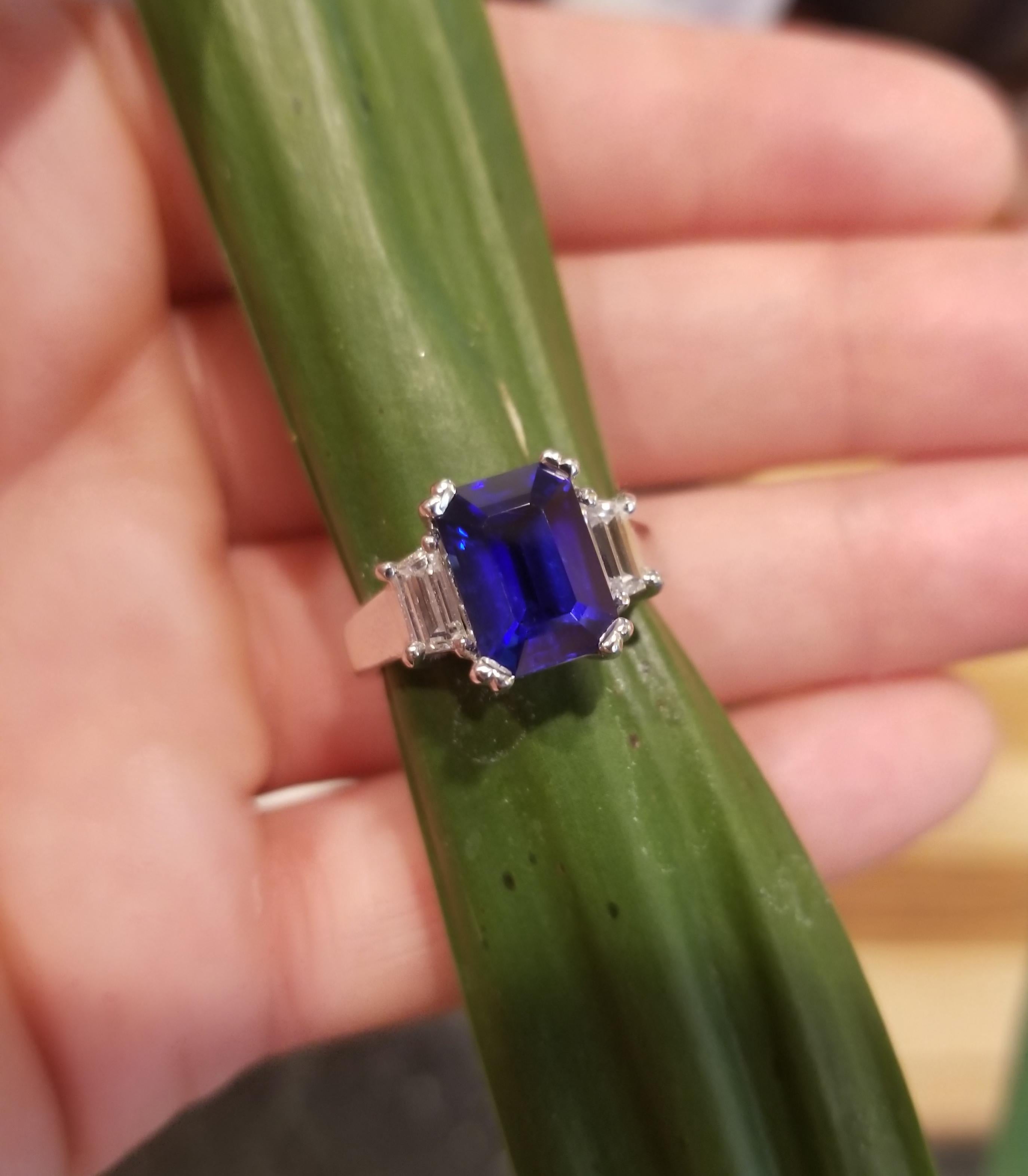 This luxuriously rich and vivid Royal Blue sapphire is as eye-catching as it gets. The color is intense and dramatic, and the exquisite quality of the cut helps to maximize the brightness of the stone. The 3.67ct octagonal shape is absolutely