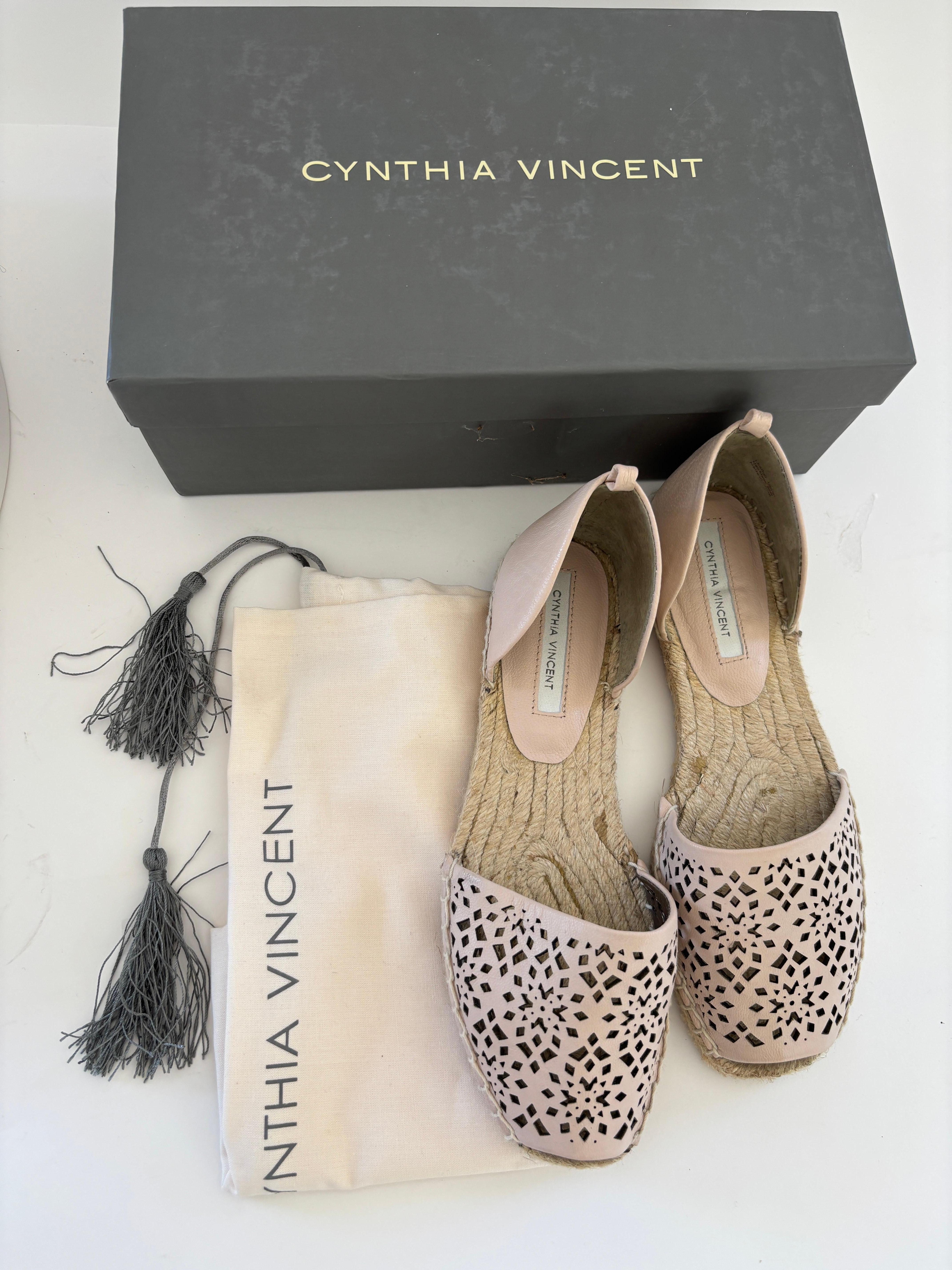 Cynthia Vincent Farie Alpargatas Nude 7.5 Flats Talla 5.5 en Bueno estado para la venta en North Hollywood, CA