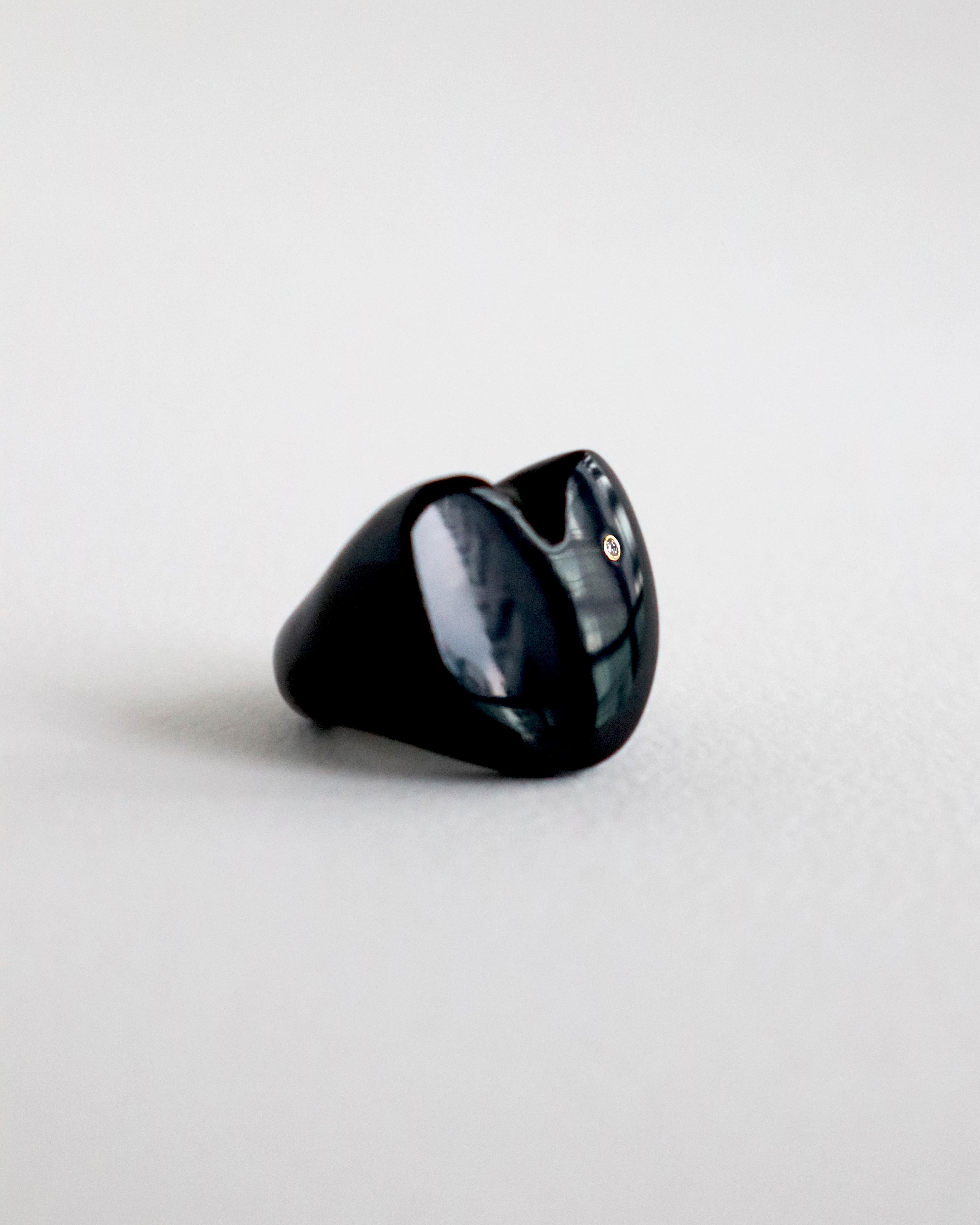 Cyntia Miglio Black Onyx Sculpt Ring with a Diamond For Sale 3