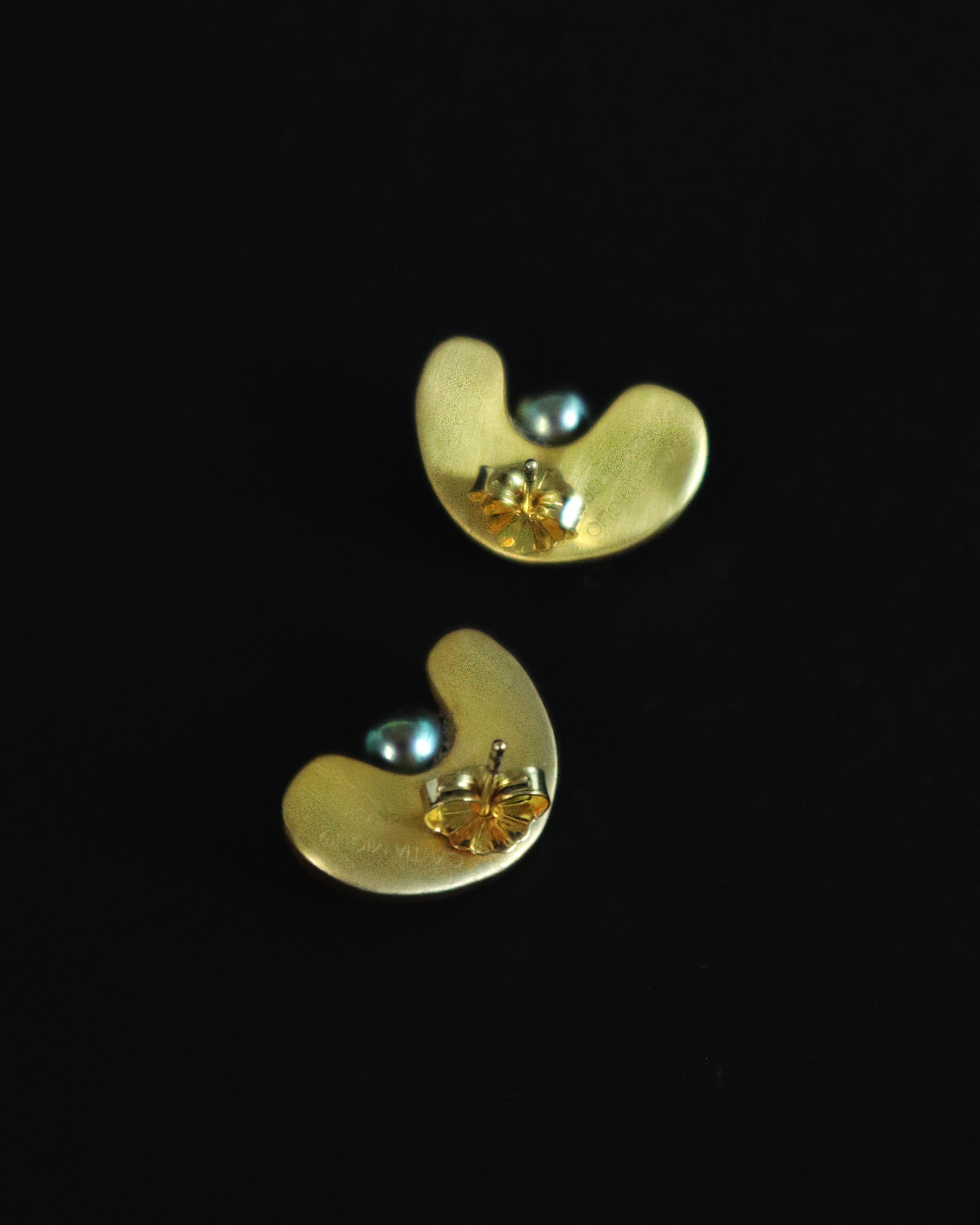 Cyntia Miglio Savoy Stud Earrings In New Condition For Sale In Toronto, Ontario