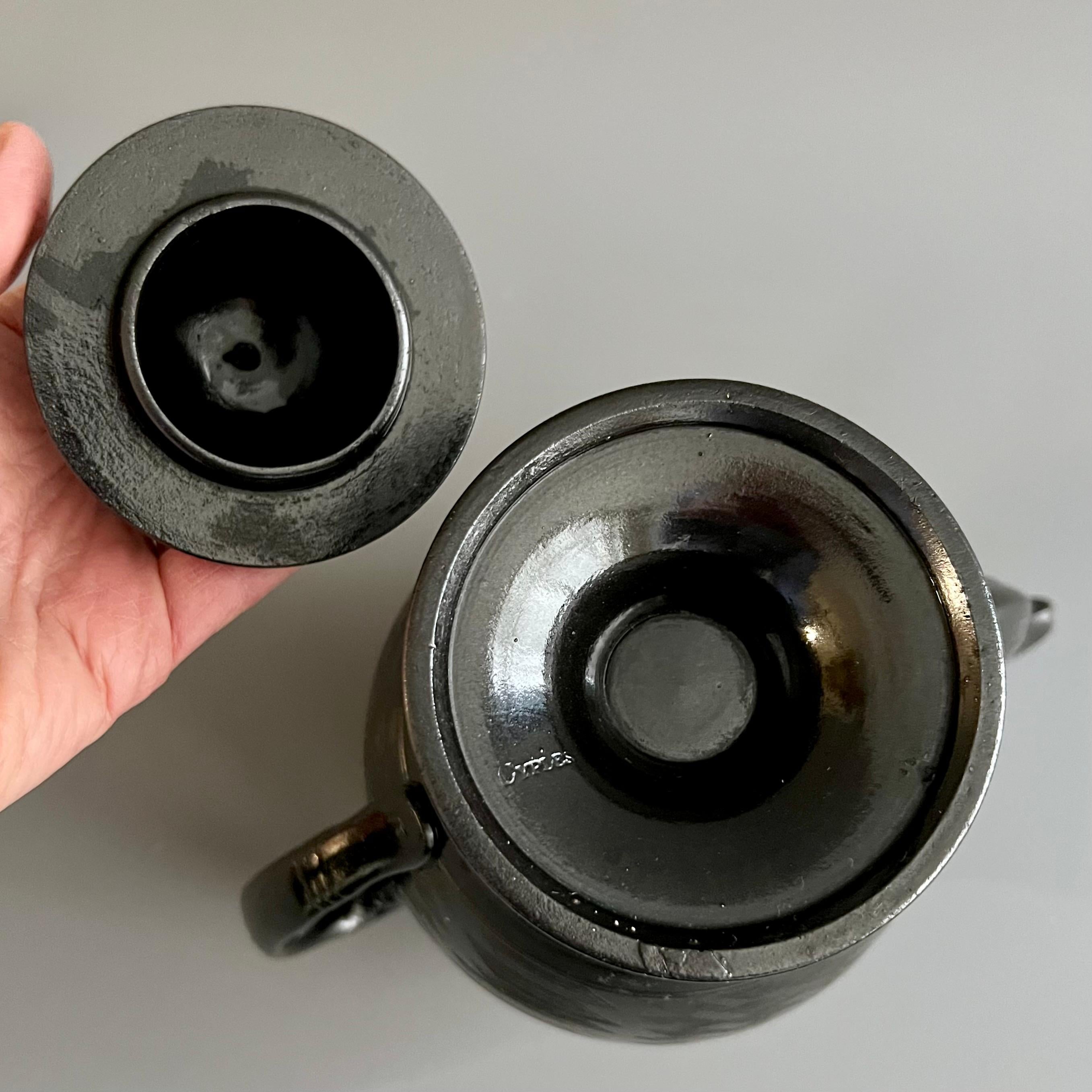 Cyples Coffee Pot, Black Basalt, Engine Turned Neoclassical, circa 1820 8