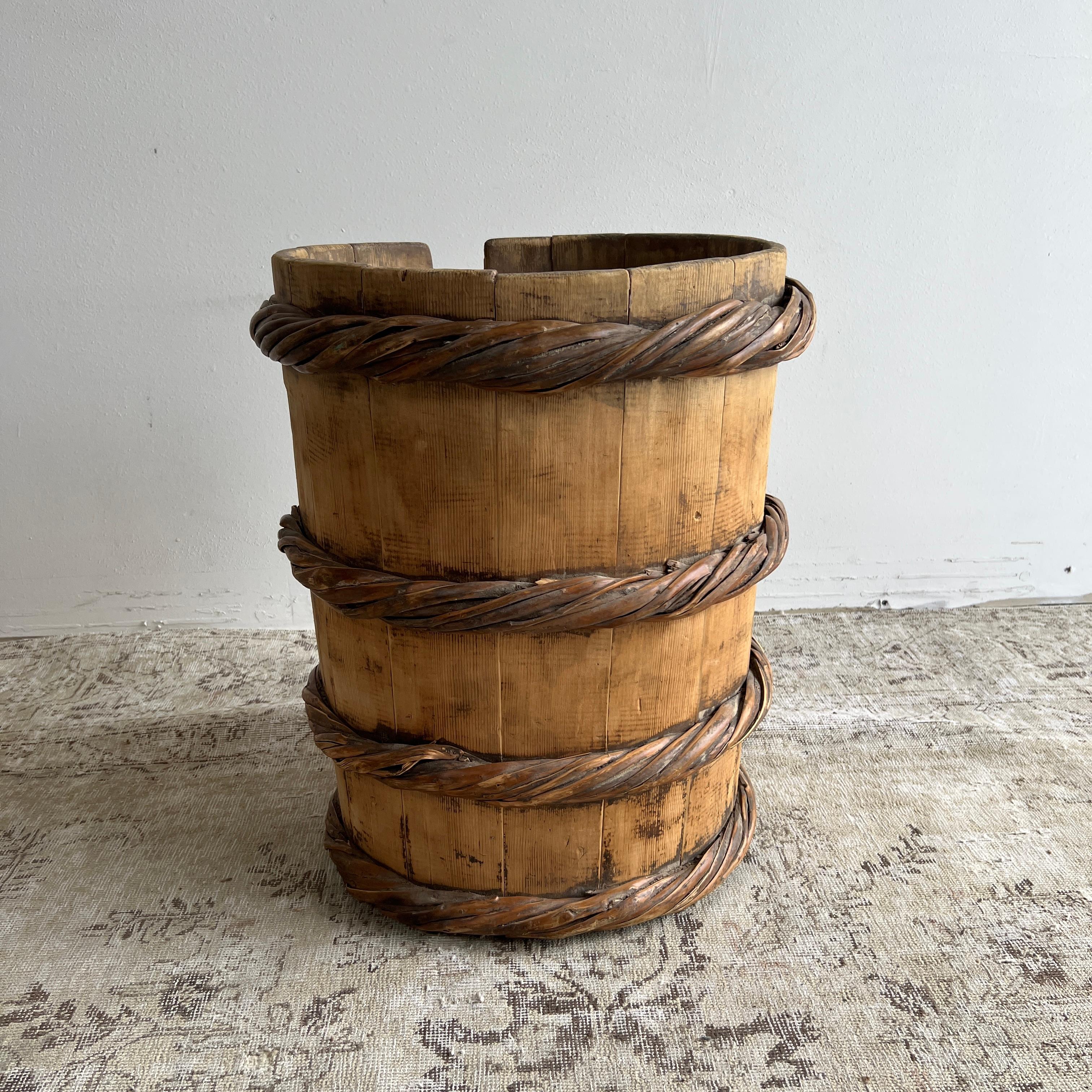 Cypress Wood Planter or Bucket for Plants or Trees In Good Condition In Brea, CA