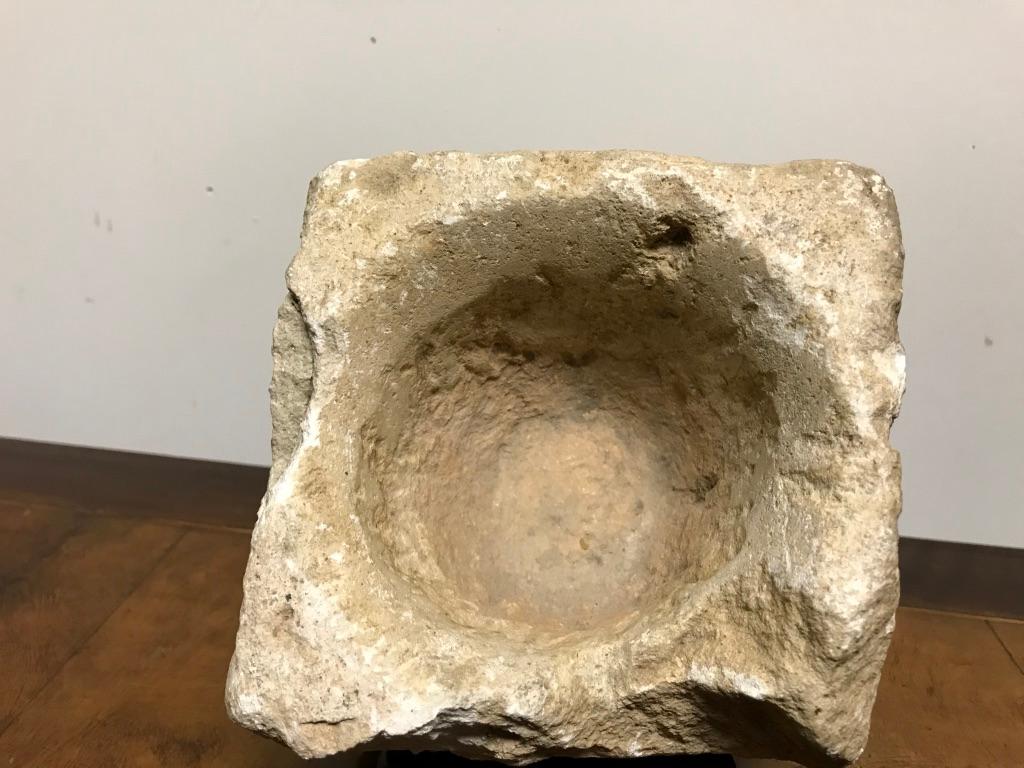 Cypriot Byzantine Limestone Mortar with Craved Abstract Decoration For Sale 8
