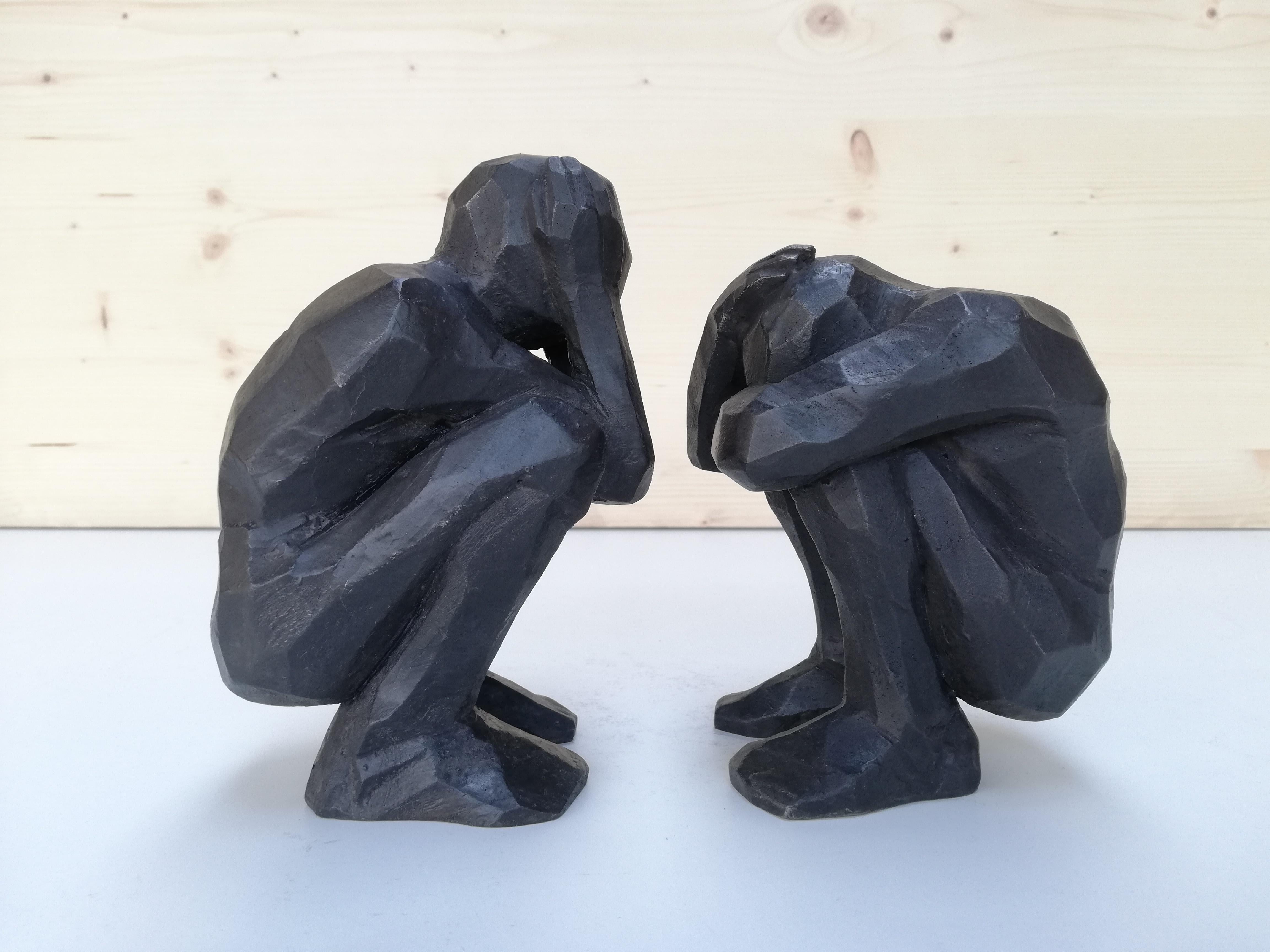Sculpture en bronze Politique de l'Autruche ( Politiquestrich Politics) de 5 personnages - Or Figurative Sculpture par Cyrille André