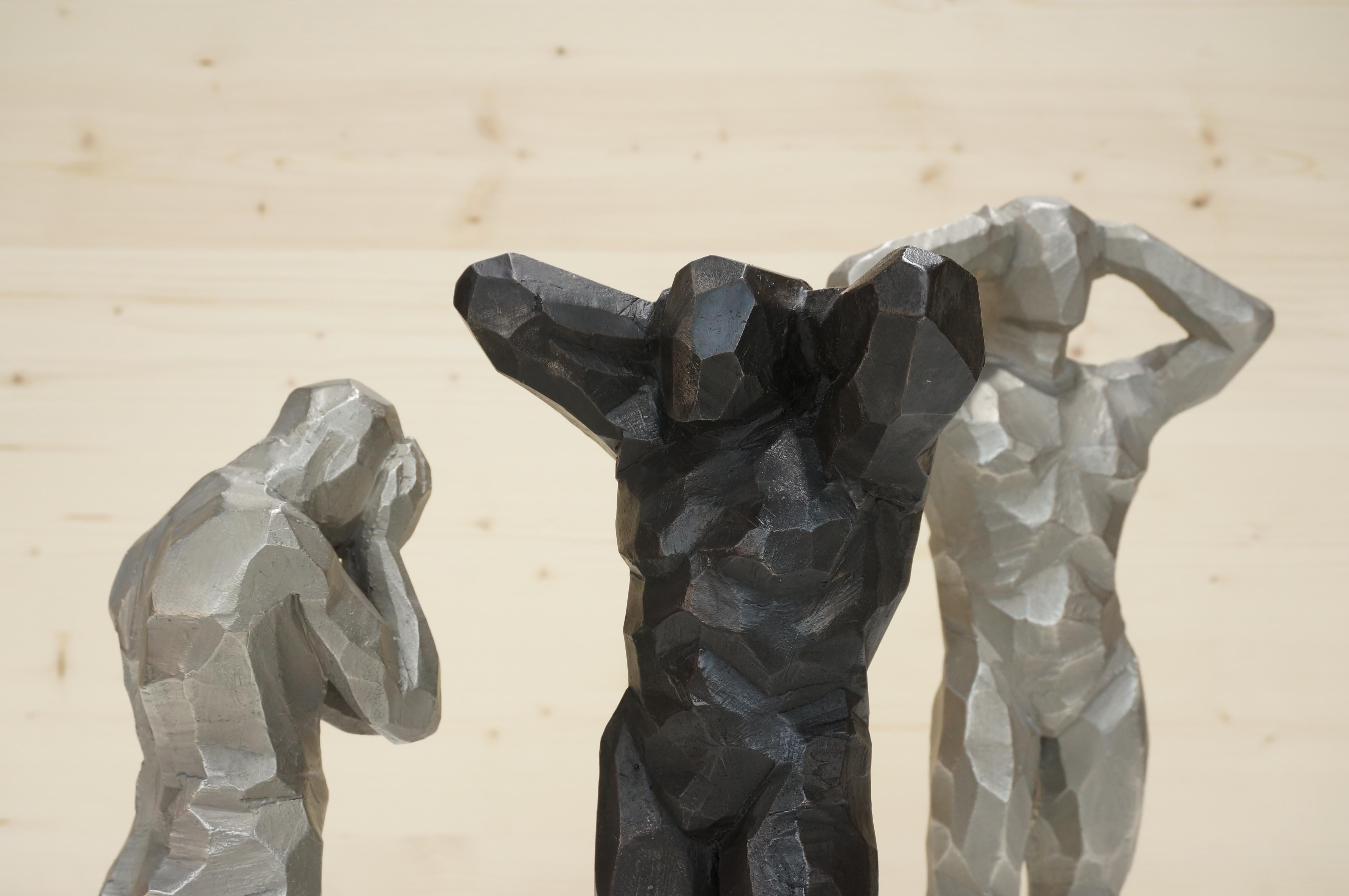 Sculpture en bronze Politique de l'Autruche ( Politiquestrich Politics) de 5 personnages en vente 2