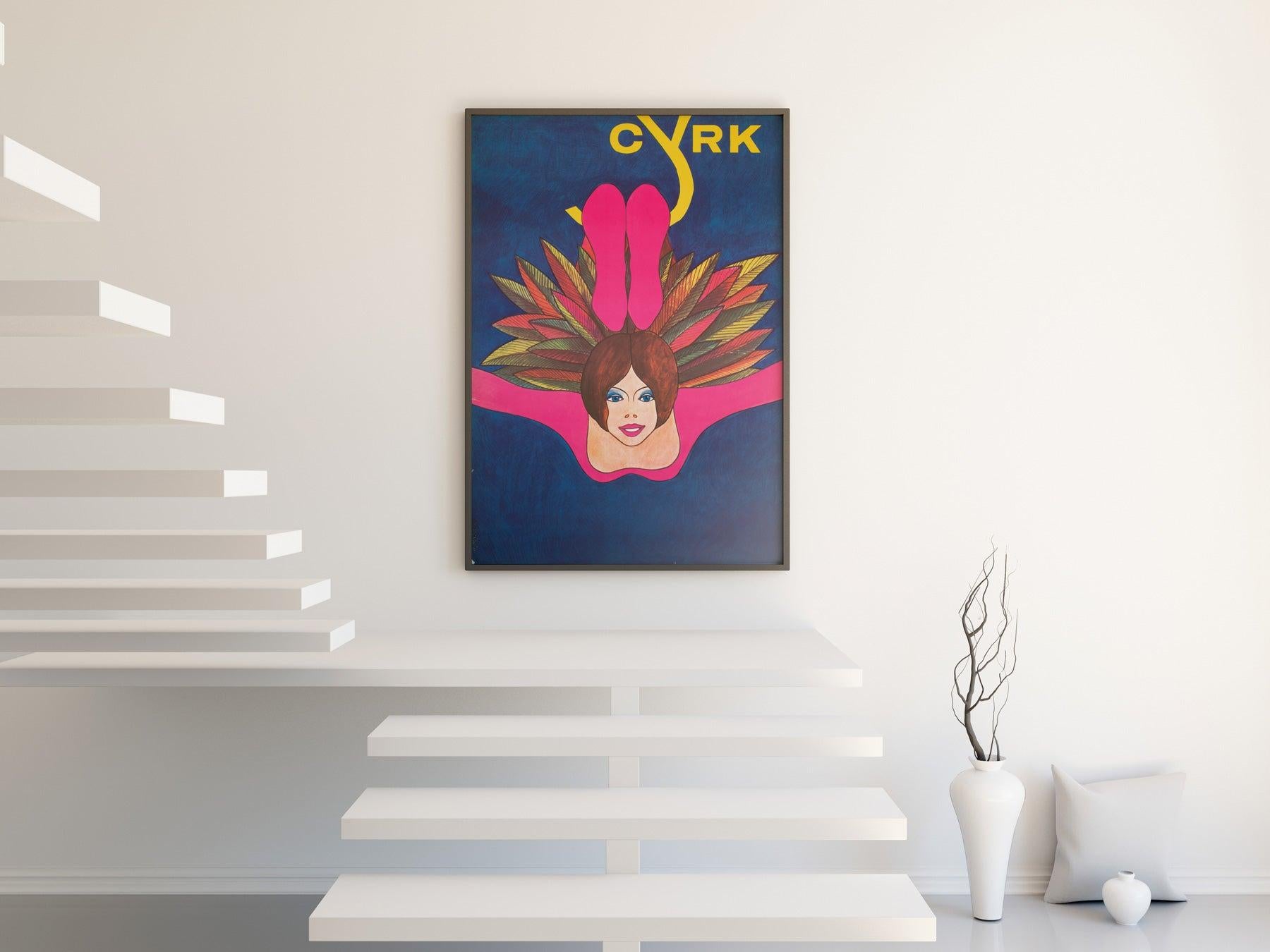 Enfin de retour en stock et nous ne nous attendons pas à ce qu'elle reste longtemps en stock ! Un must pour tout amateur de cirque !

Cette affiche originale du CYRK (cirque) polonais de 1977 est merveilleusement colorée et amusante grâce au design