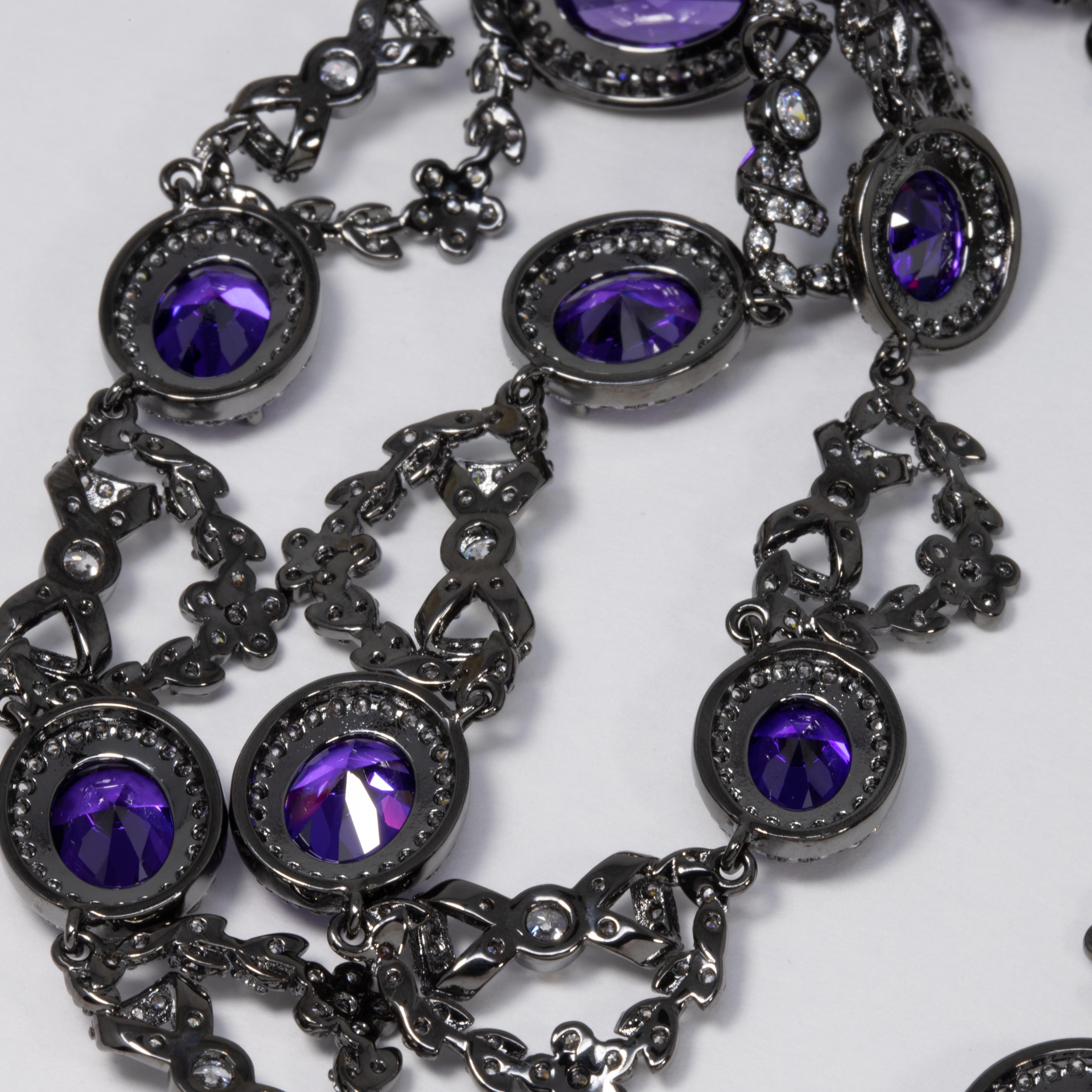 CZ by Kenneth Jay Lane Amethyst Crystal Necklace with Bow Motifs In New Condition In Milford, DE