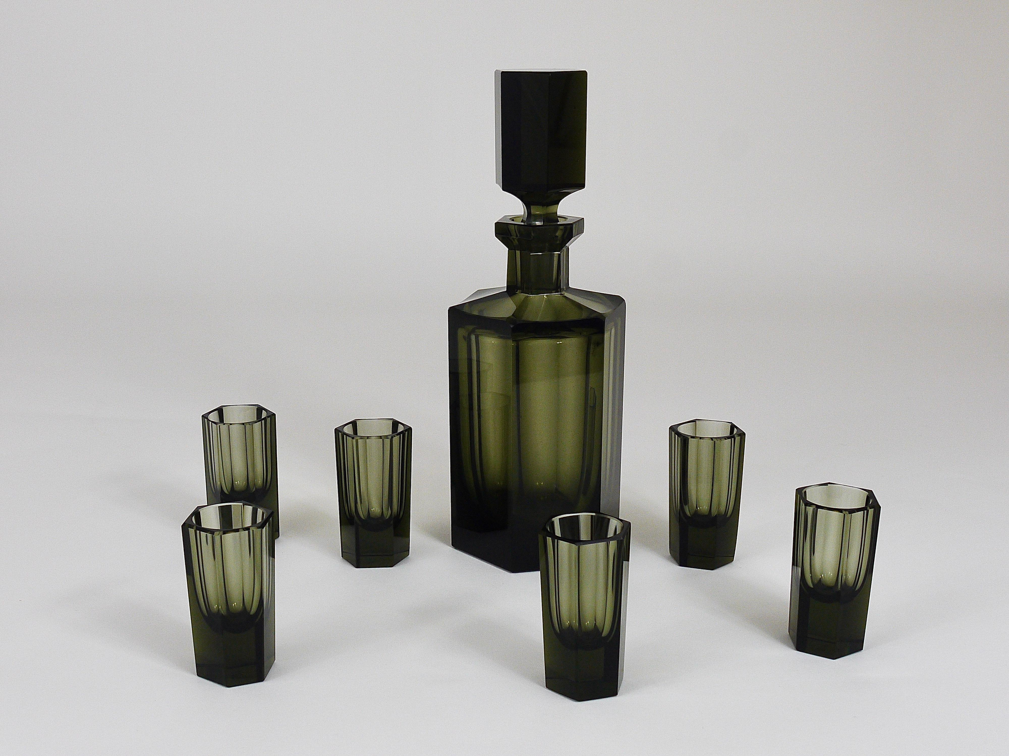 Czech Art Deco Ludwig Moser Karlsbad Bottle and Glasses 1920s Liquor Bar Set 3