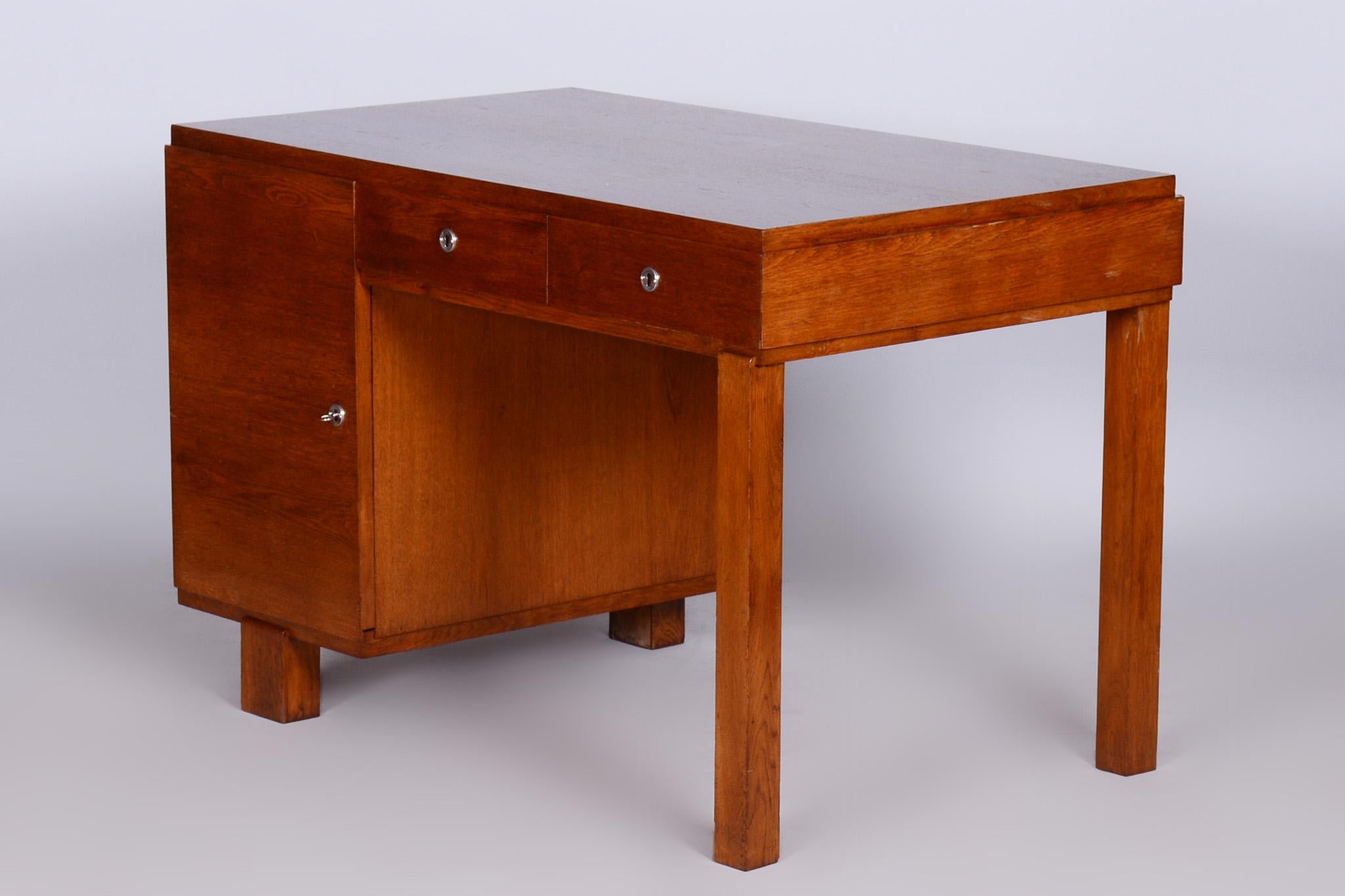 Czech Art Deco Oak Writing Desk Made in the 1930s, Restored For Sale 2