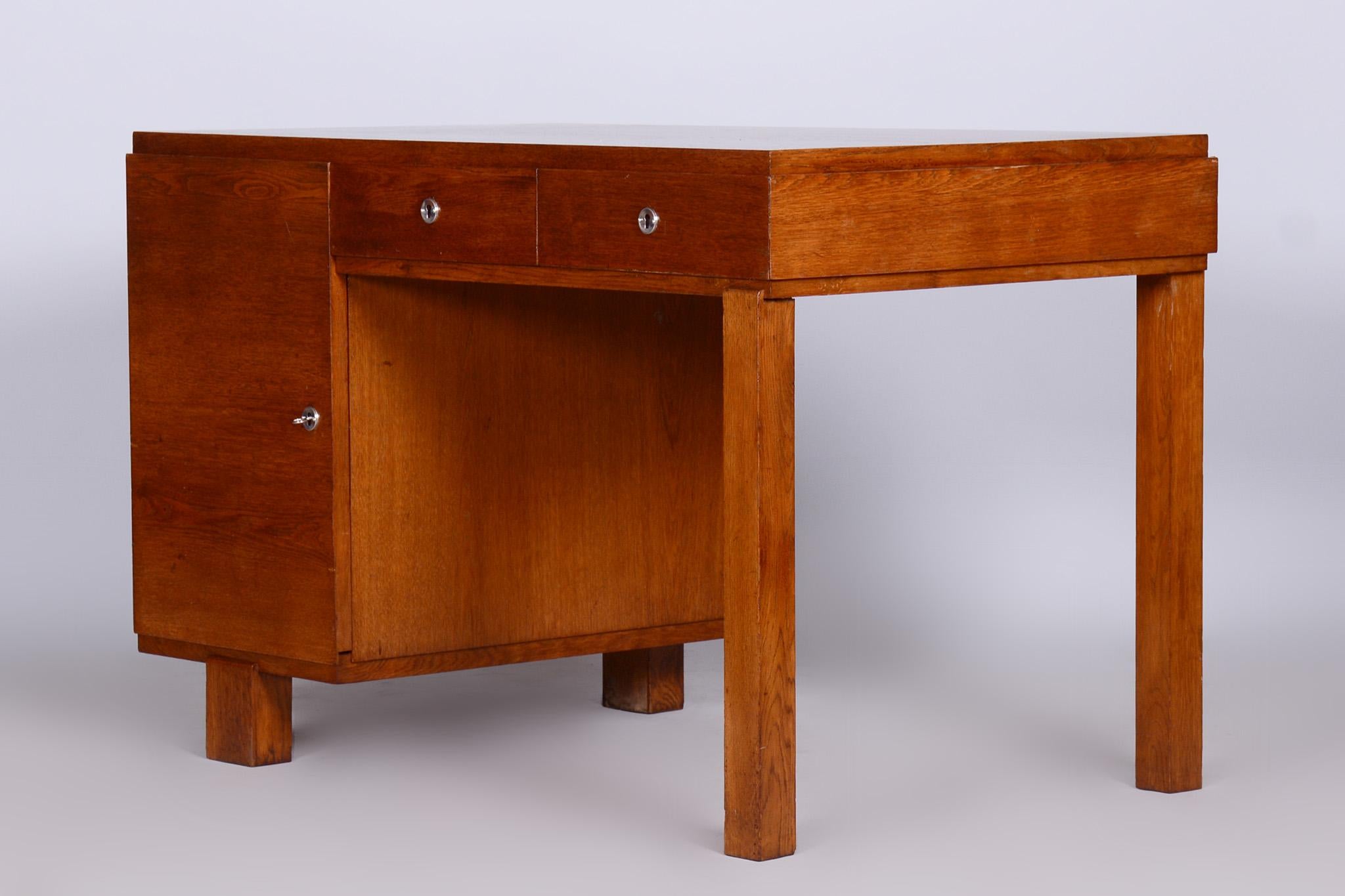 Czech Art Deco Oak Writing Desk Made in the 1930s, Restored For Sale 3