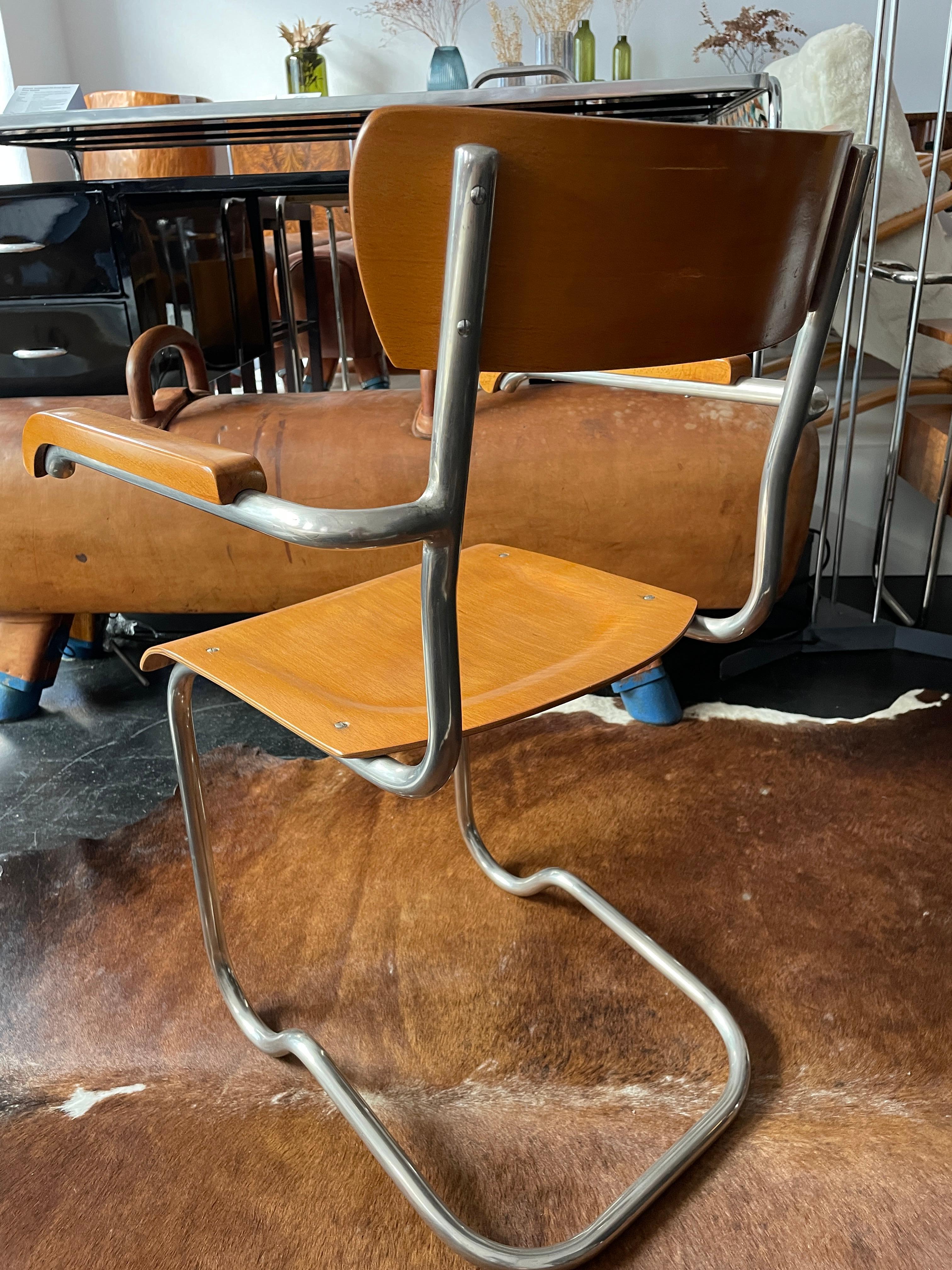 Czech Art Deco tubular steel cantilever chair by Ladislav Zak, 1930s For Sale 1