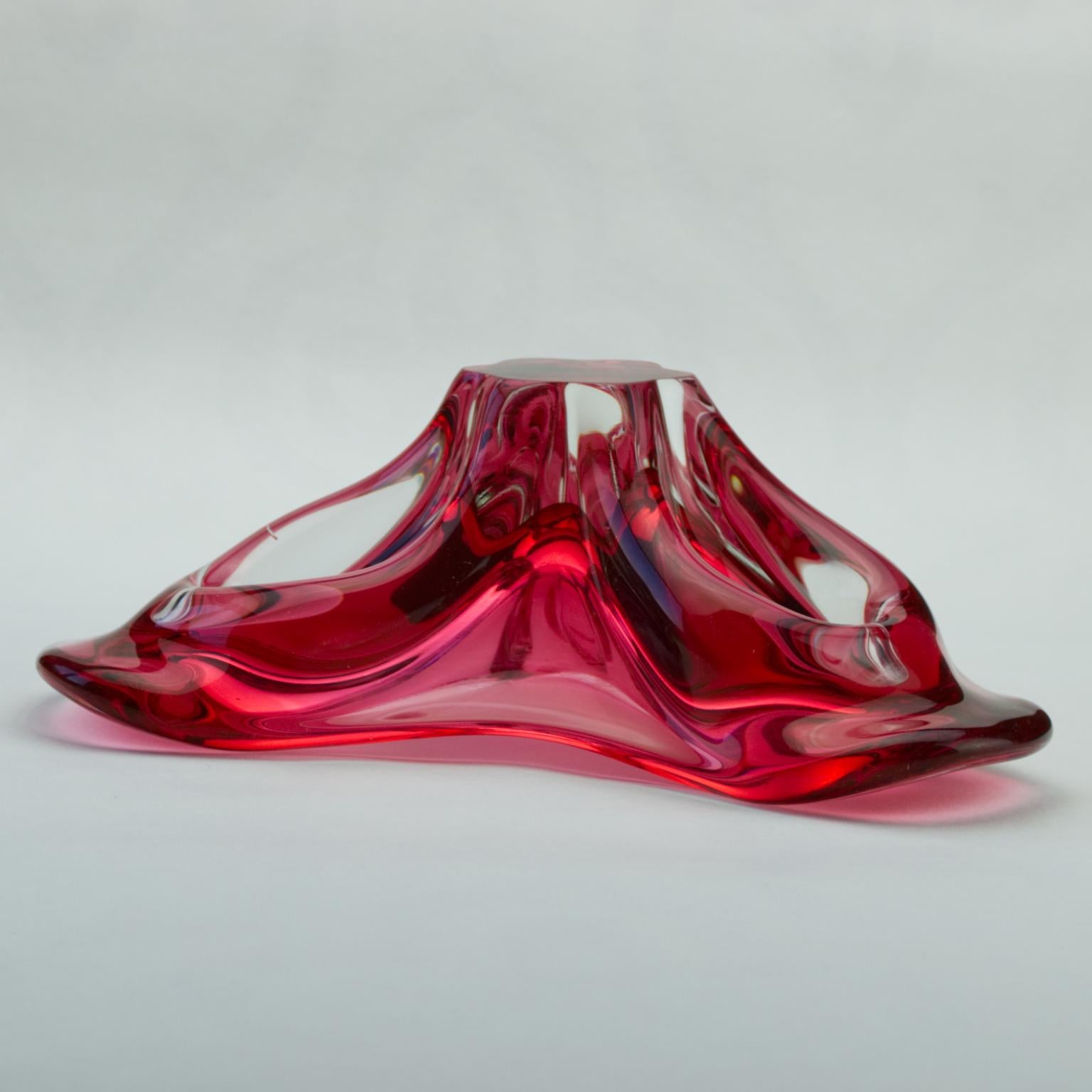 Milieu du XXe siècle Bol en verre d'art tchèque de Josef Hospodka, verrerie de Chribska, 1960