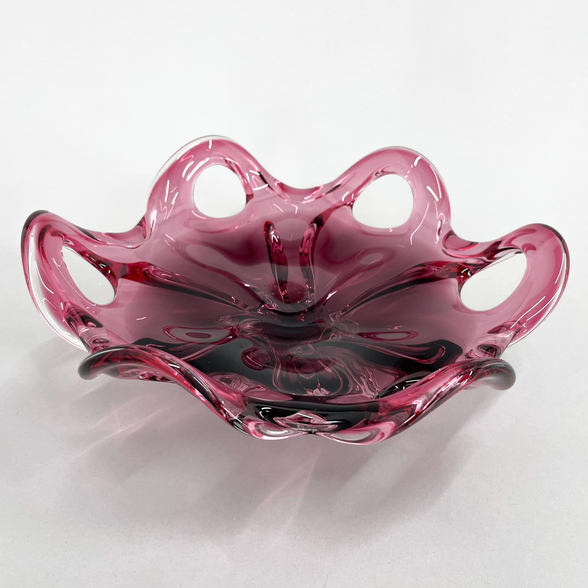 Czech Art Glass Bowl by Josef Hospodka for Chribska Glassworks, 1960s 5
