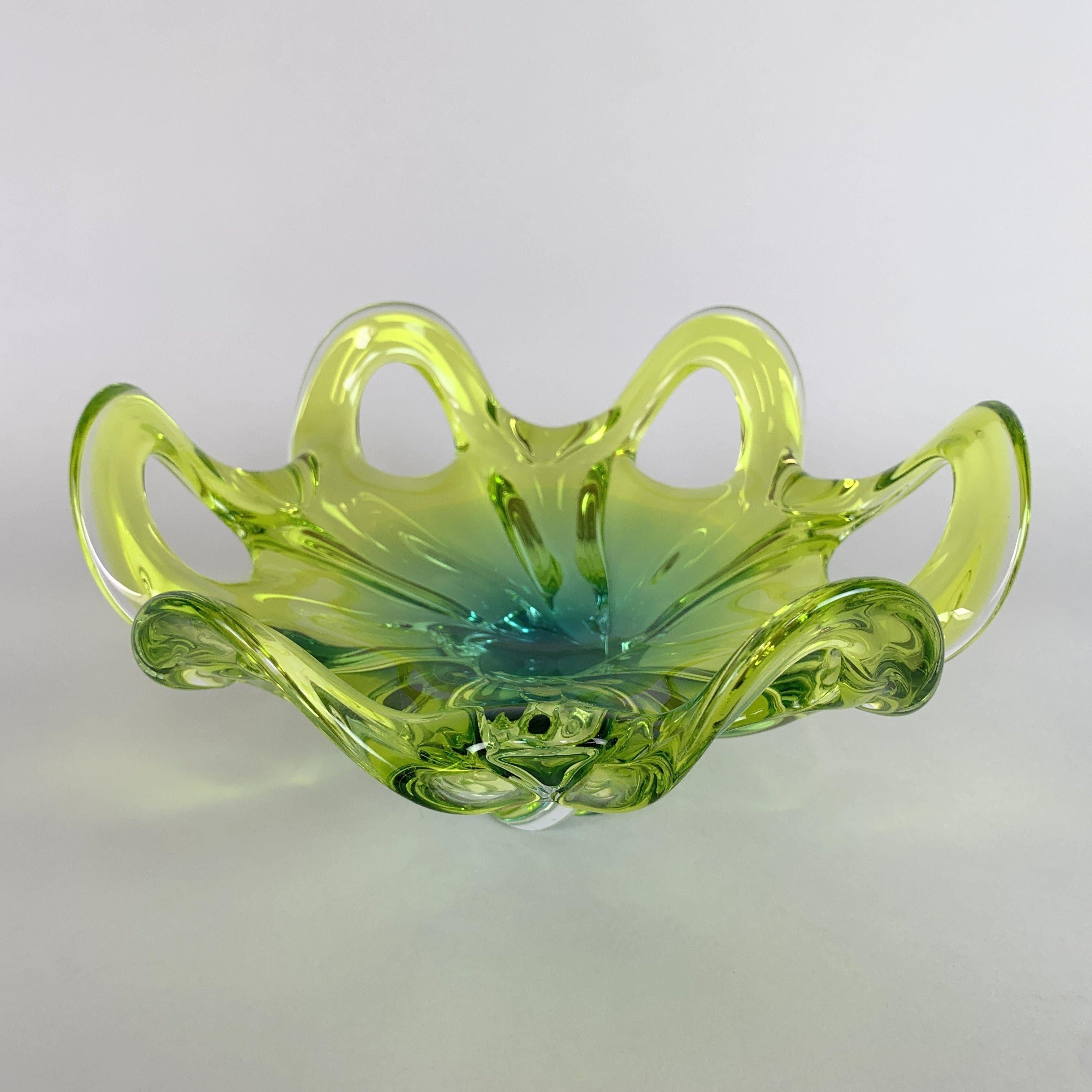 Mid-Century Modern Czech Art Glass Bowl by Josef Hospodka for Chribska Glassworks