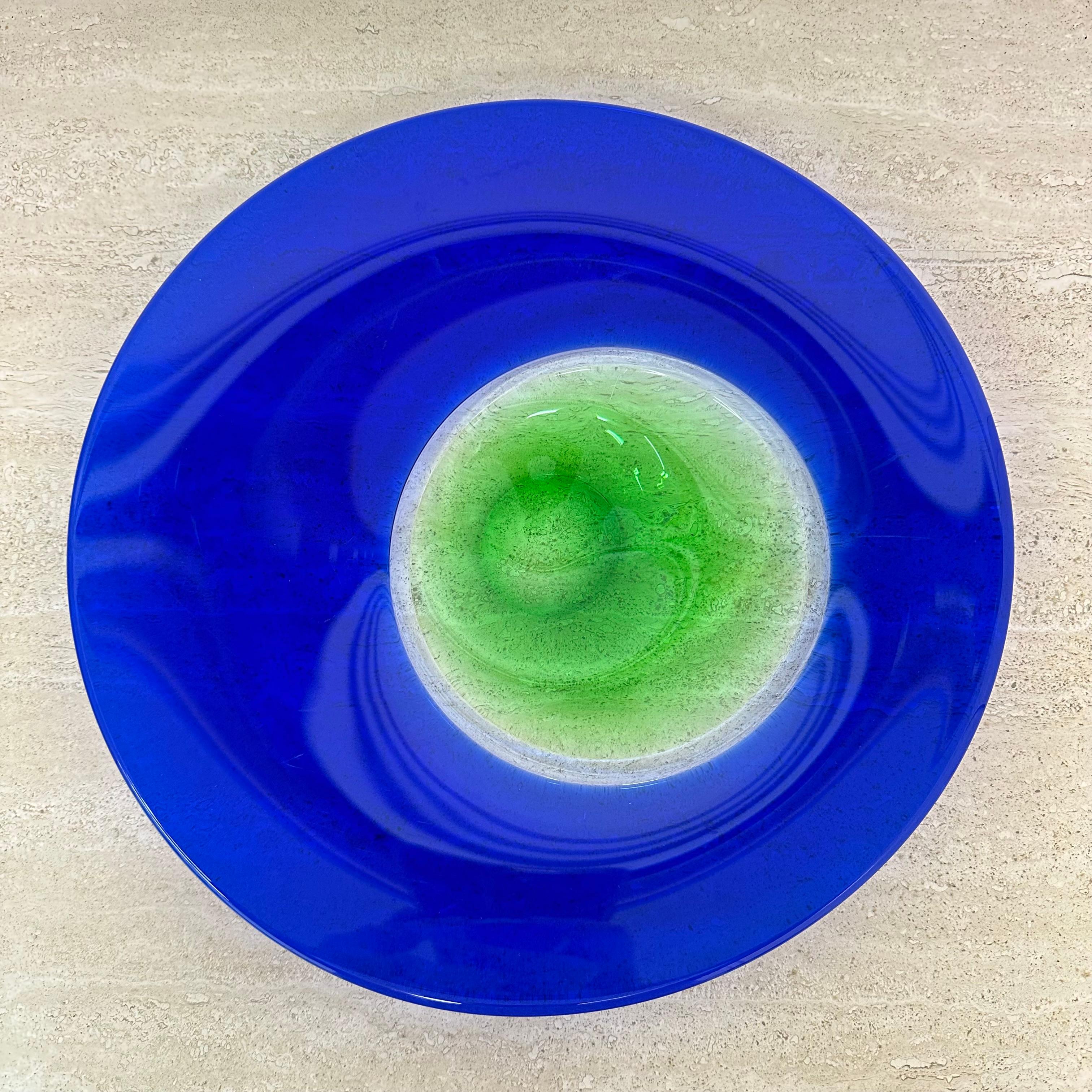 Cuenco de vidrio artístico checo de ladislav Palacek en Bueno estado para la venta en Delft, NL