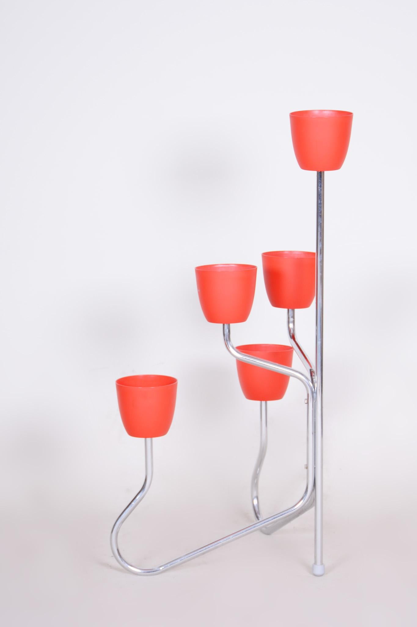 Czech Bauhaus Chrome Flower Stand Made Out of Chrome Plated Steel, 1950s For Sale 1
