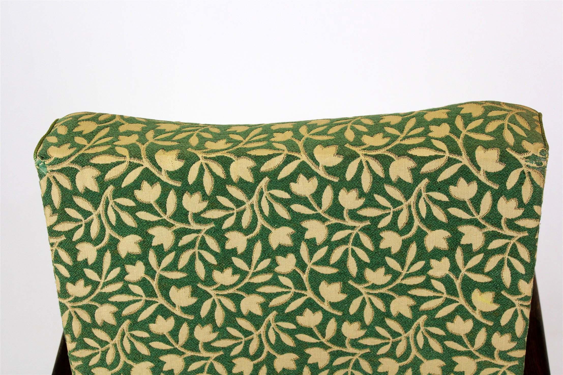 Tschechischer Bugholzsessel von Jindřich Halabala für Up Závody, 1950er Jahre im Angebot 9