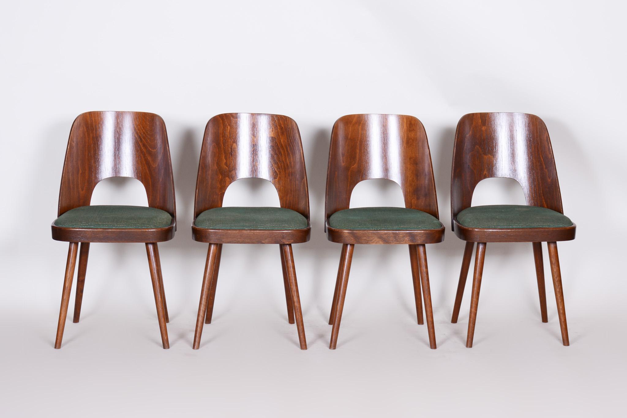 Czech midcentury chairs, 4 pieces.
Material: Walnut
Period: 1950-1959
Original preserved condition
Made by architect Oswald Haerdtl.