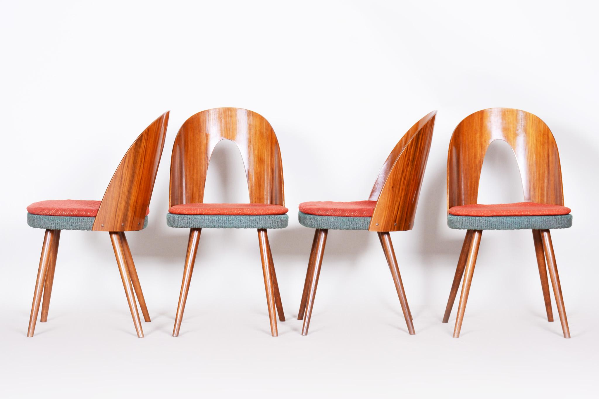 Czech Brown and Red Walnut Chairs, 4 Pieces, Architect Antonín Šuman, 1950s In Good Condition In Horomerice, CZ