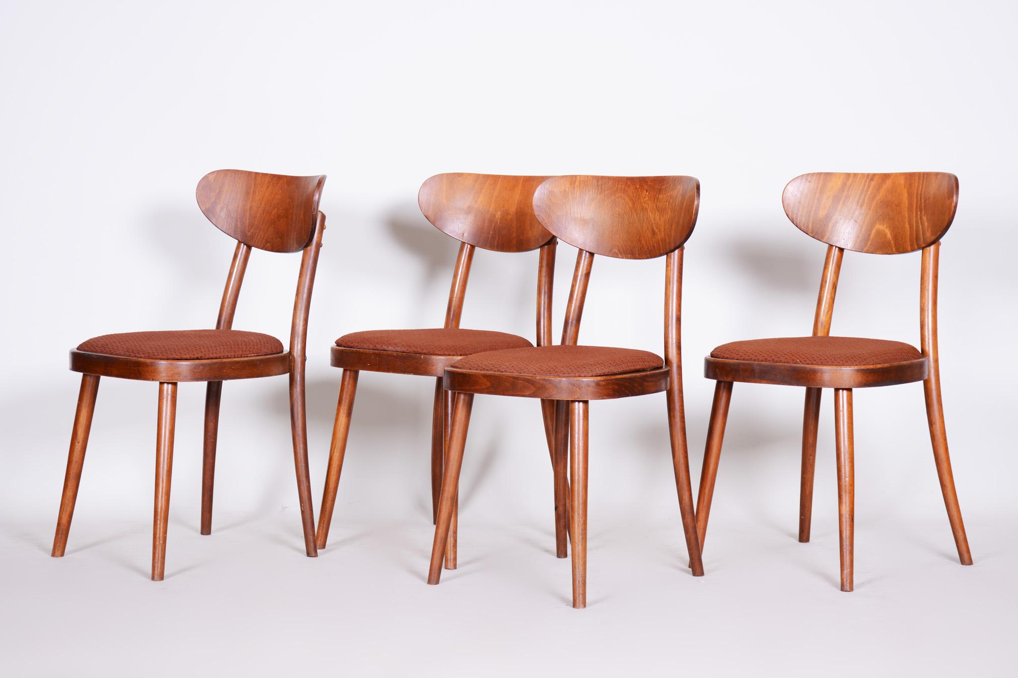 Czech Brown Beech Midcentury Chairs, 4 Pieces, 1940s, Well Preserved Condition In Good Condition In Horomerice, CZ