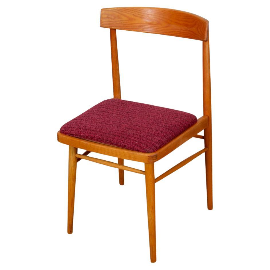 Czech chair produced by Ton, 1970s im Angebot