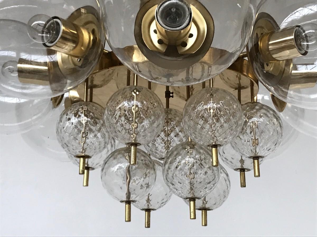 Czech Chandelier with 8 Glass Spheres For Sale 1