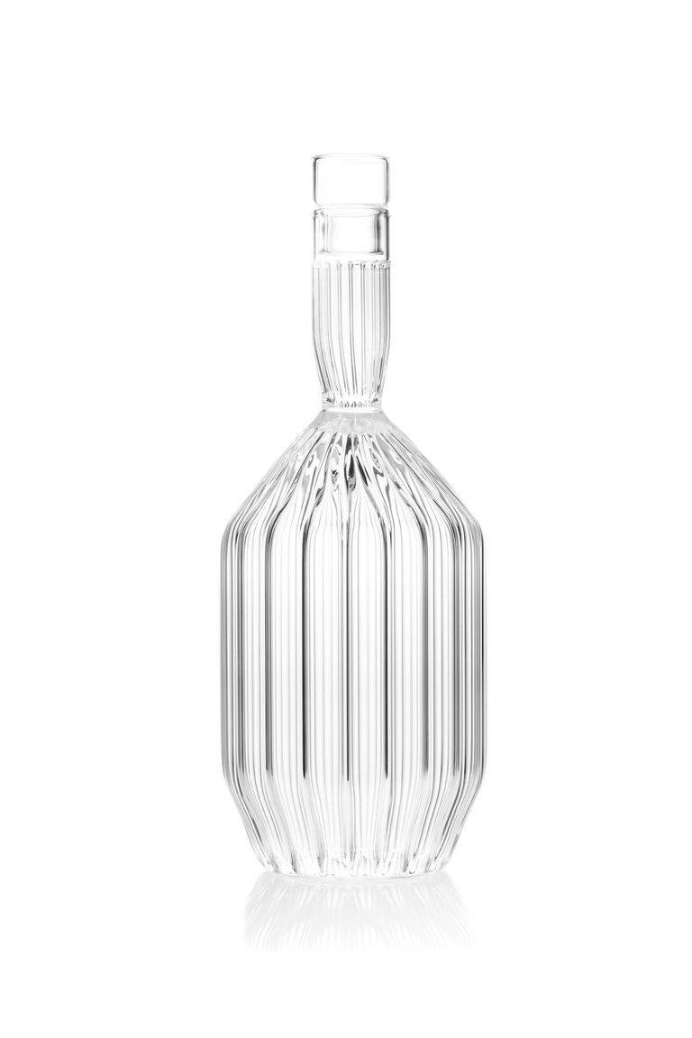 Modern EU Clients Contemporary Fluted Decanter & 2 Liqueur Shot Glass Set in Stock