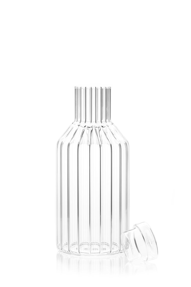 https://a.1stdibscdn.com/czech-clear-contemporary-fluted-glass-boyd-bedside-carafe-with-glass-in-stock-for-sale-picture-4/f_26333/f_114467931531941609560/Boyd_Decanter_LID_OFF_master.jpg?width=768
