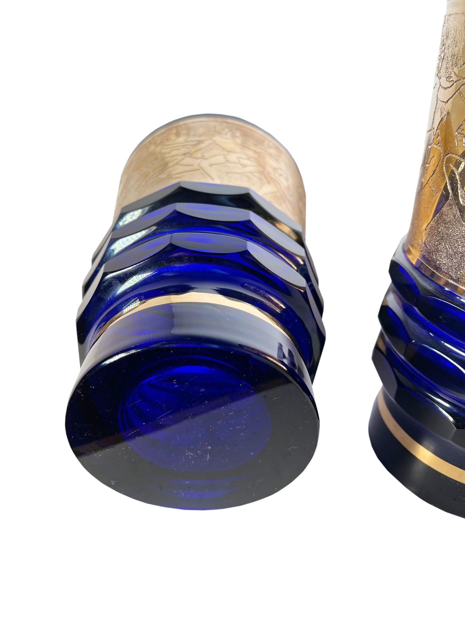Verre Vases tchèques bleu cobalt  en vente
