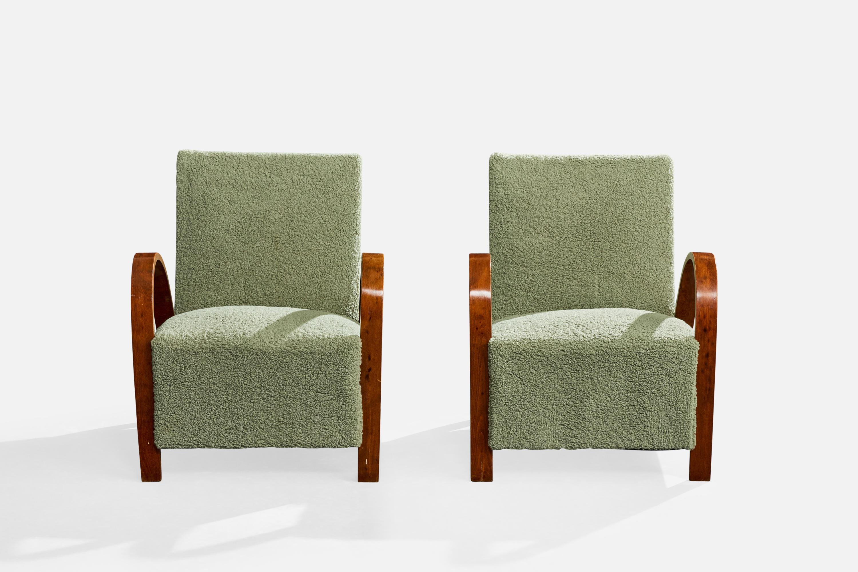 Tschechischer Designer, Loungesessel, Holz, Stoff, Tschechische Republik, 1930er Jahre im Zustand „Relativ gut“ im Angebot in High Point, NC