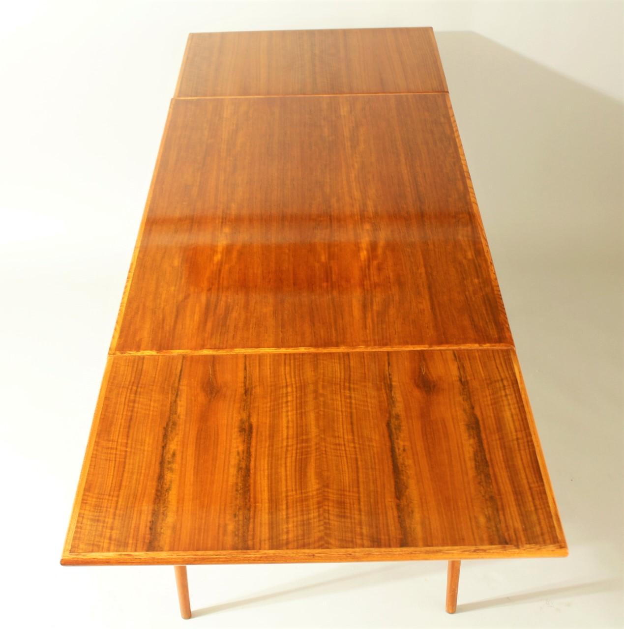 Mahogany Czech Extendable Dining Table, 1970s For Sale