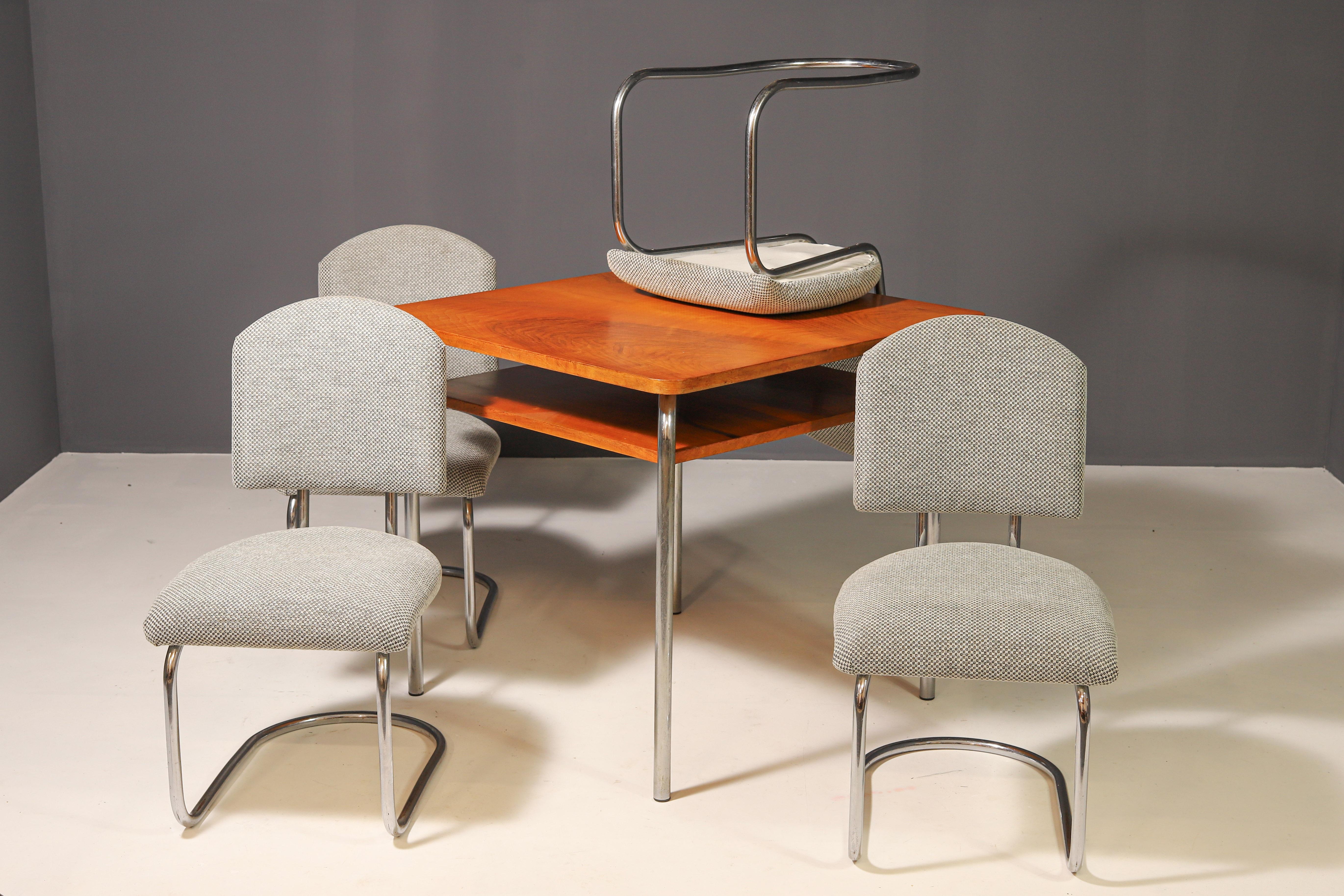 Tchèque Salle à manger fonctionnaliste tchèque de Robert Slezák, années 1940 en vente