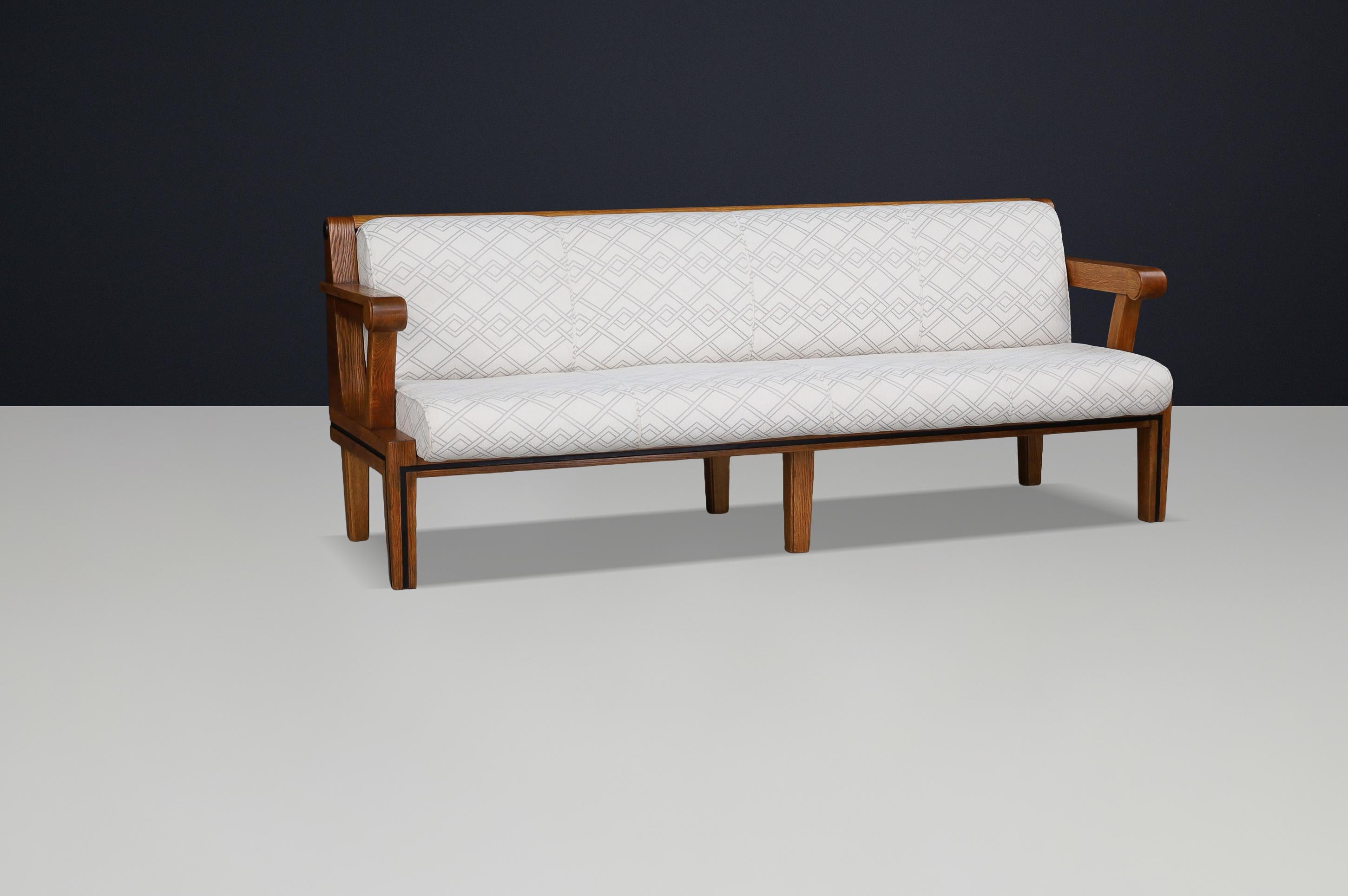 Czech Functionalist Oak Three-Seat Sofa, Czechoslovakia, 1930s For Sale 2