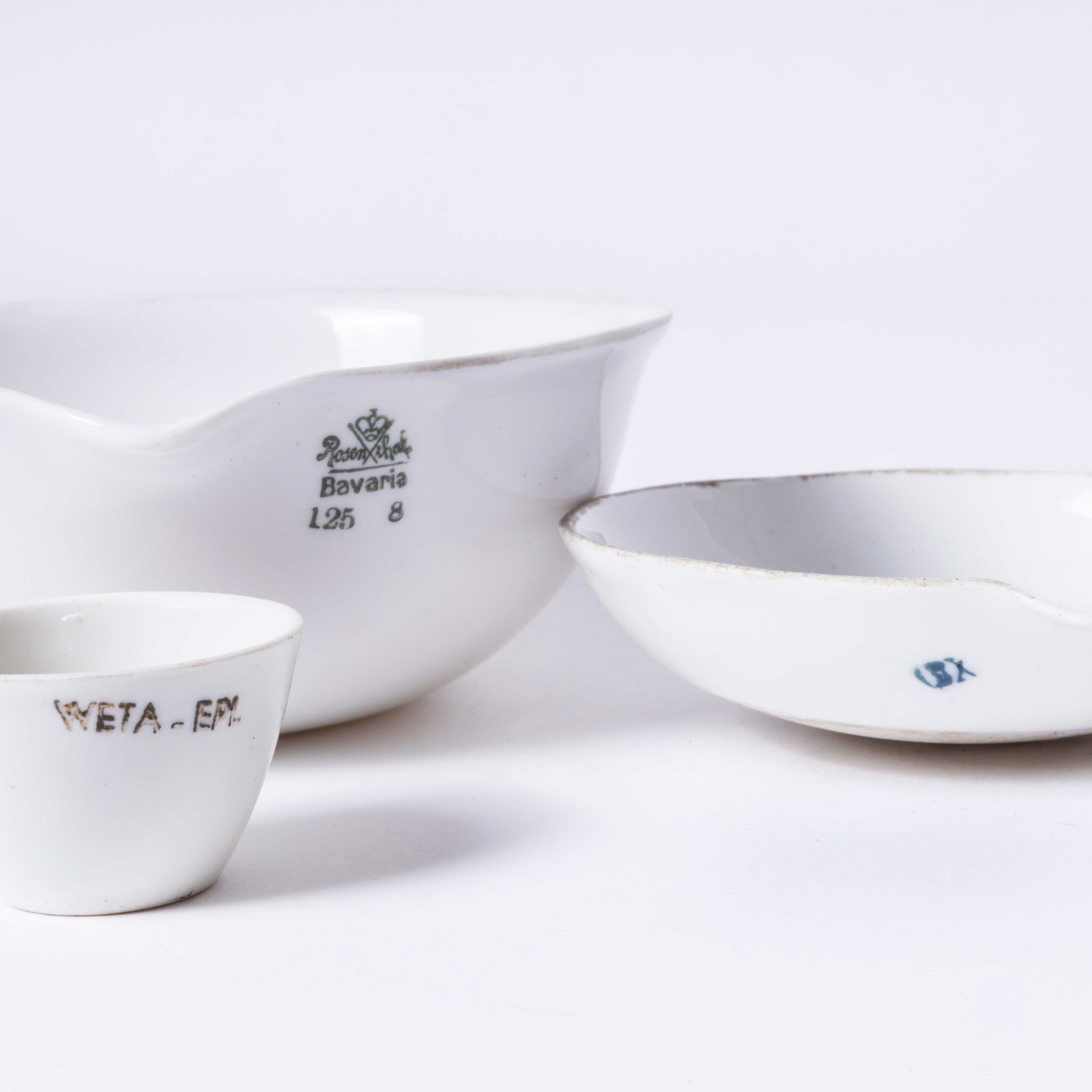 Czech Light Porcelain White Bowls, Set of Three For Sale 1