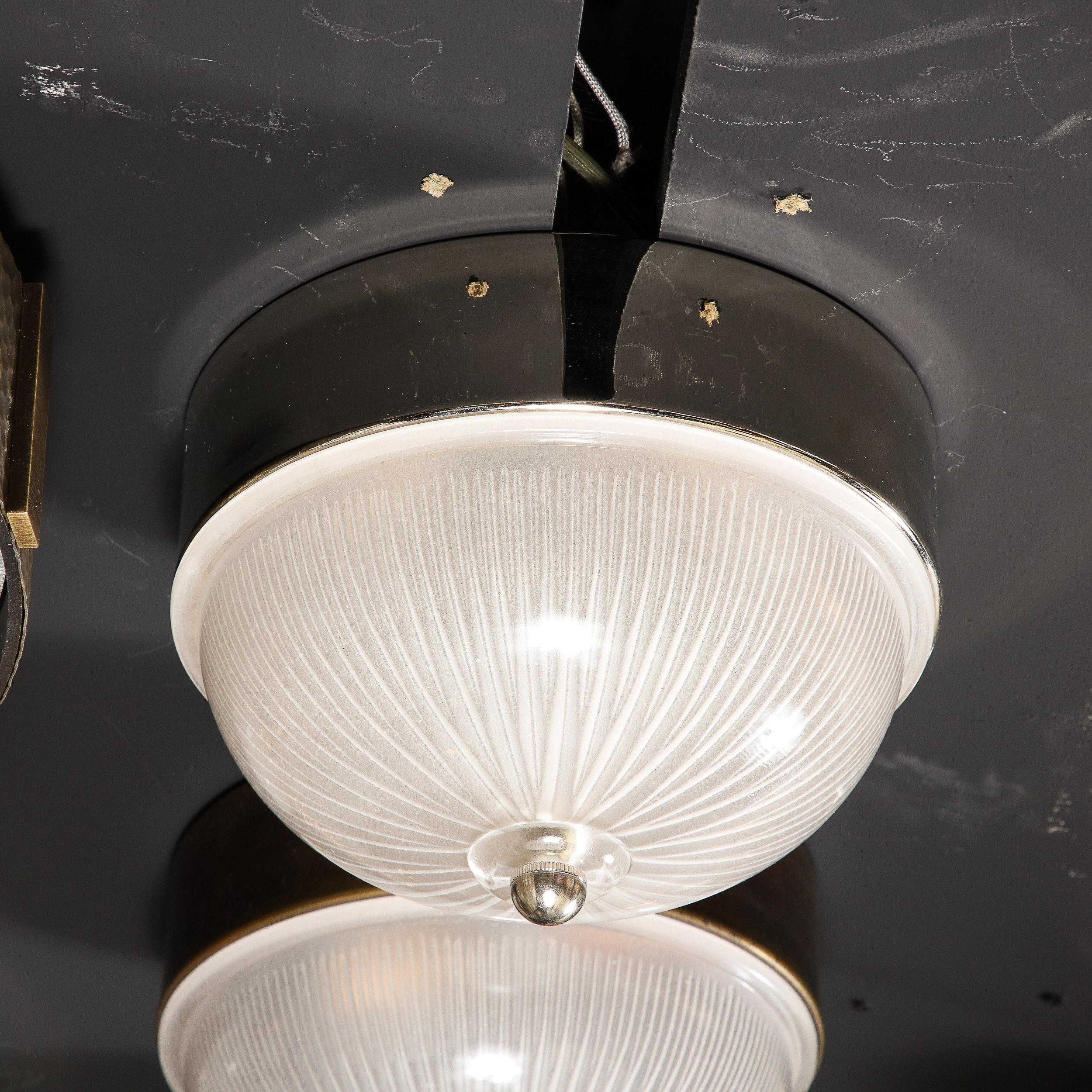 Luminaire tchque Mid Century  suspension en verre Starburst et accessoires chroms Excellent état - En vente à New York, NY