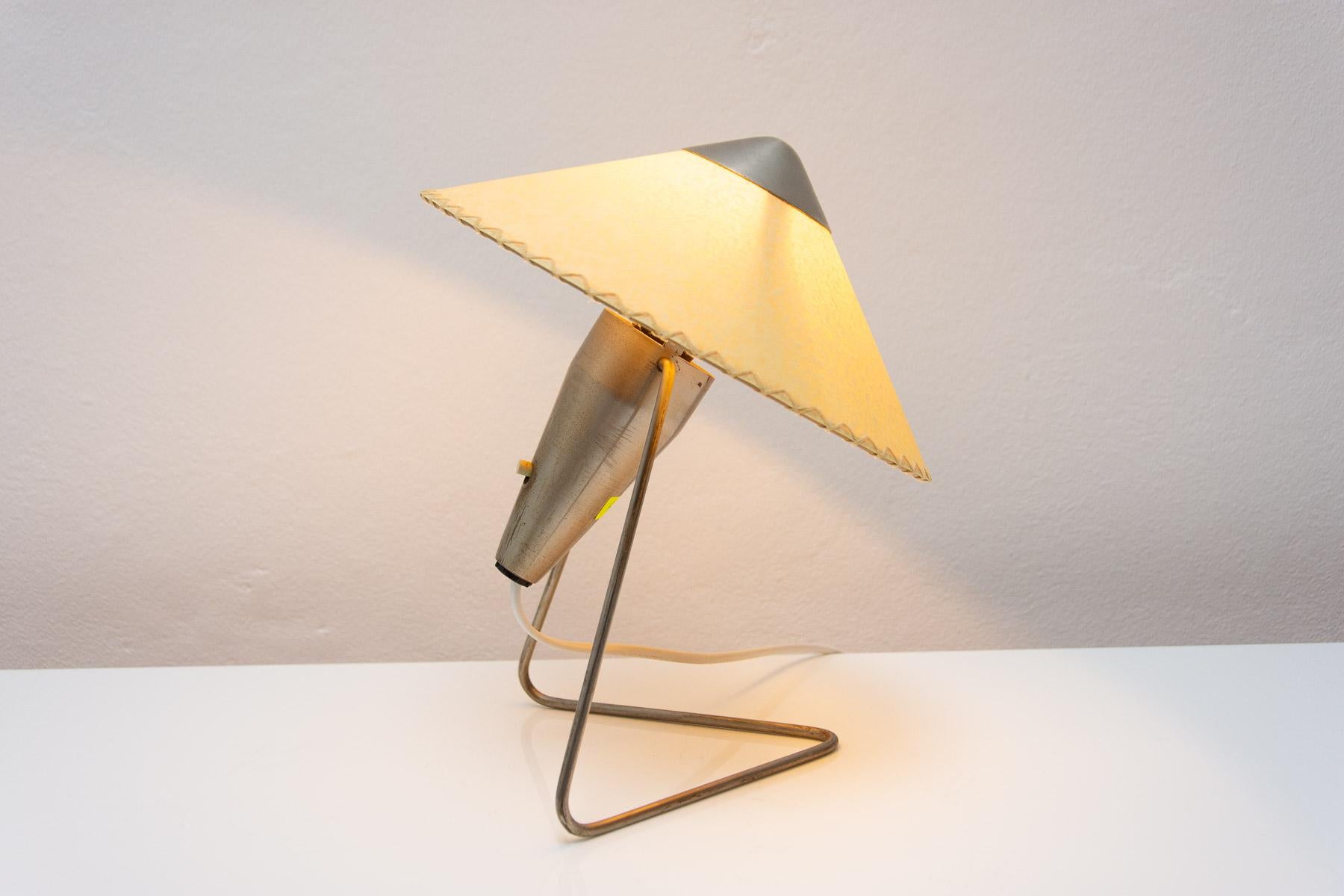 Czech mid century modern tripod desk lamp by Helena Frantova for Okolo, Czech. For Sale 9
