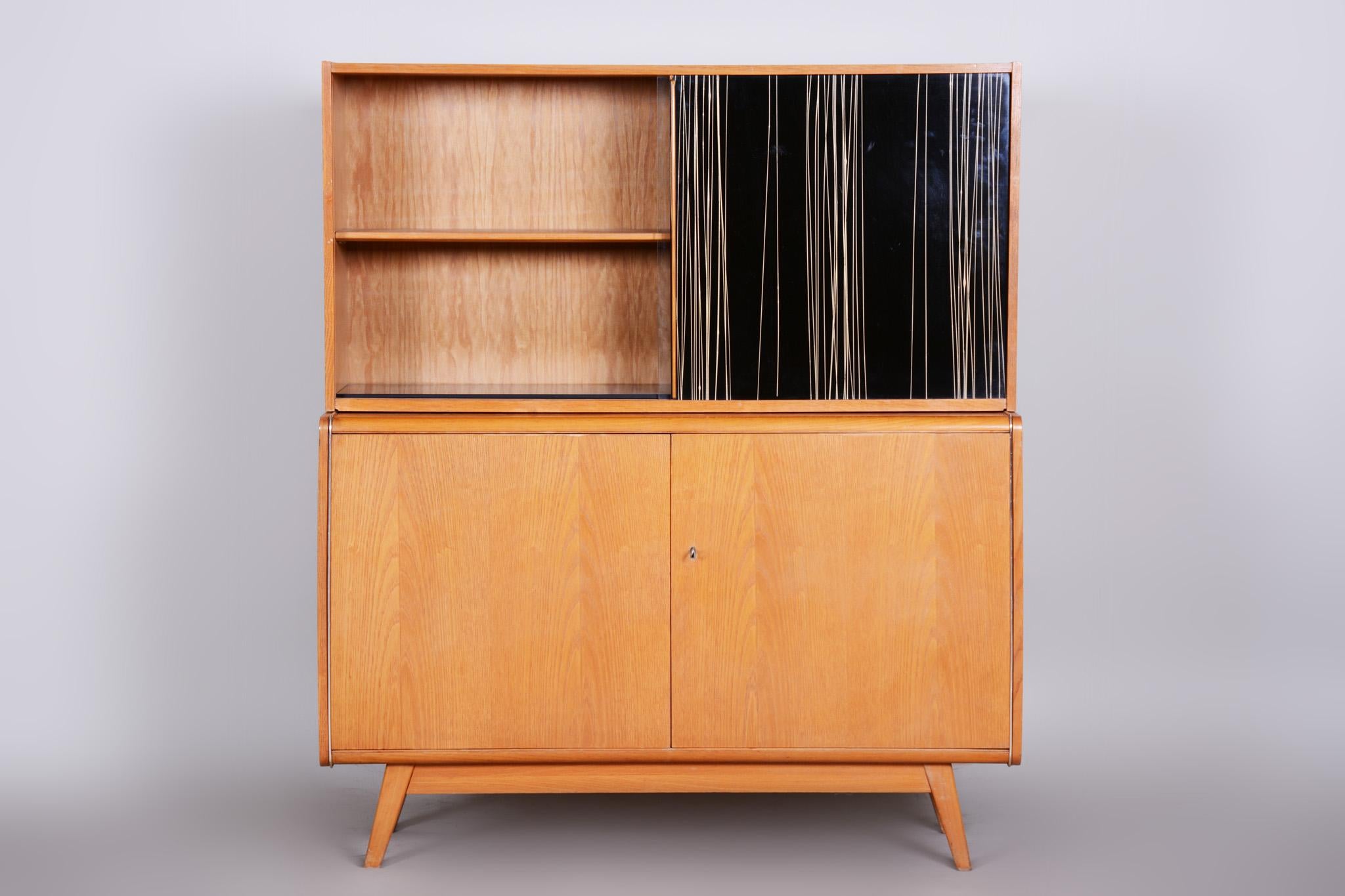 Czech Mid-Century Sideboard, 1950s, Well Preserved, Ash. Jitona Soběslav In Good Condition For Sale In Horomerice, CZ