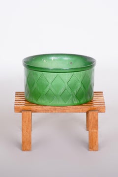 Piédestal tchèque du milieu du siècle dernier en chêne, années 1960. Entièrement restauré