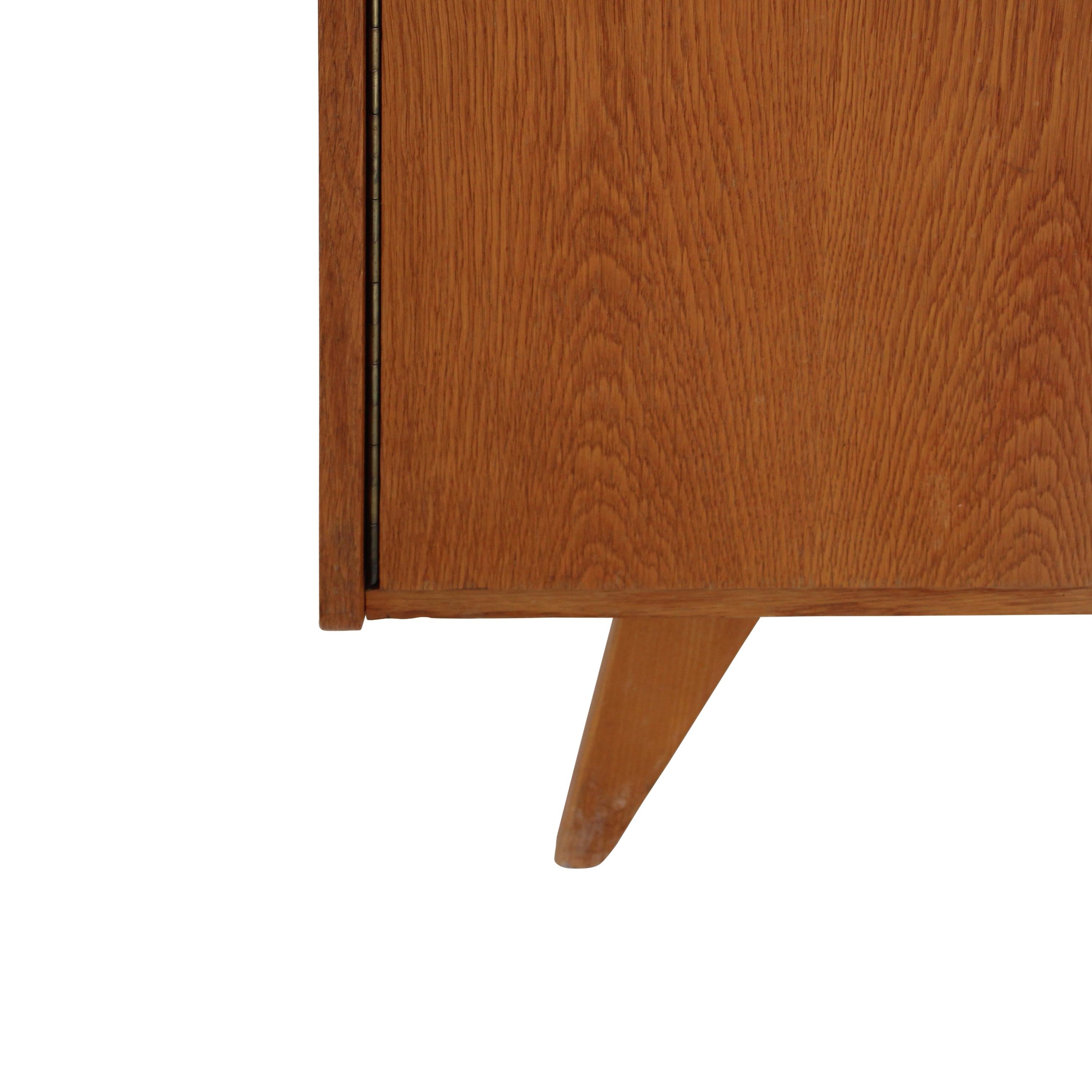 Czech Oak Sideboard with Left-Side Lacquered Drawers, Czechoslovakia, 1960s For Sale 6