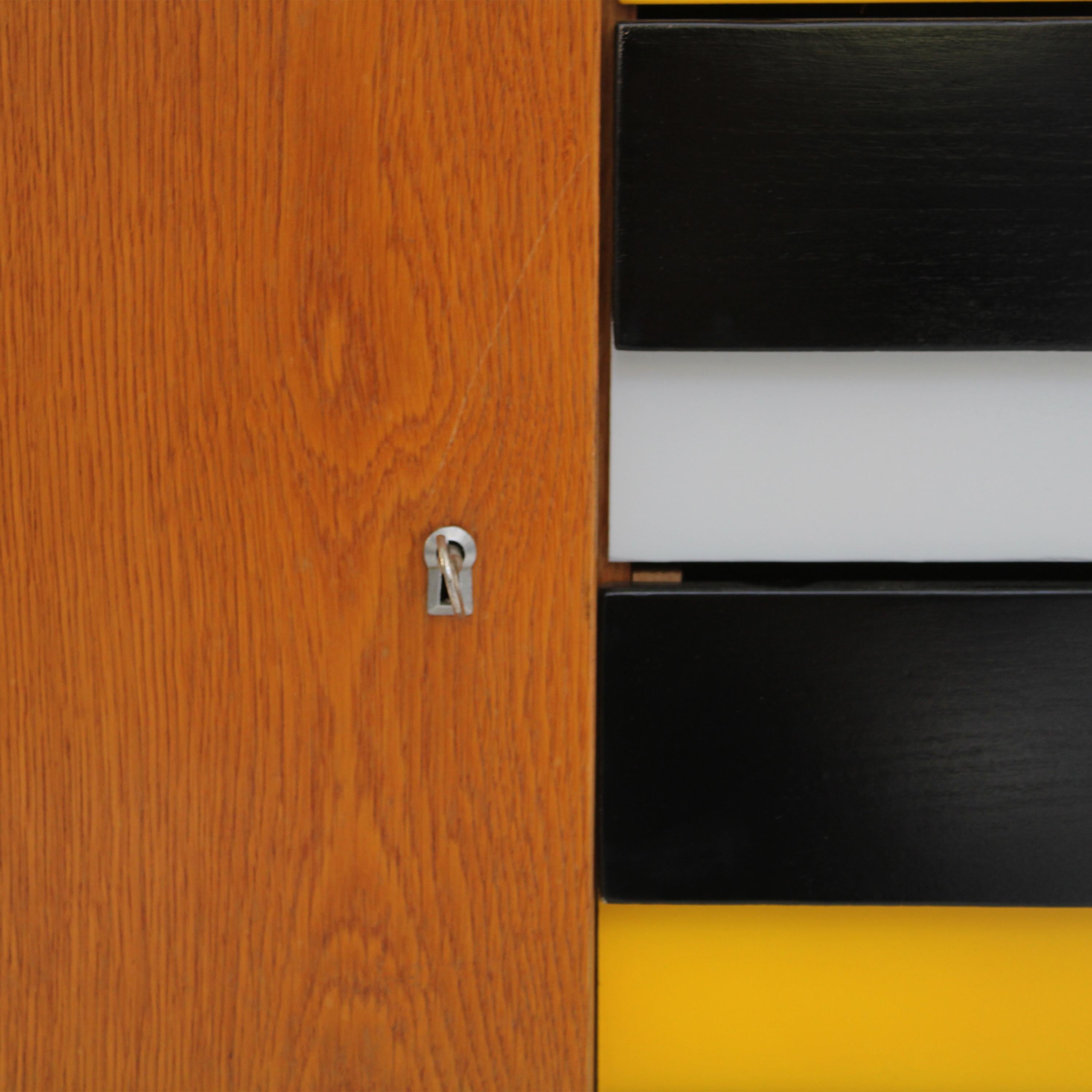 Czech Oak Sideboard with Left-Side Lacquered Drawers, Czechoslovakia, 1960s For Sale 7