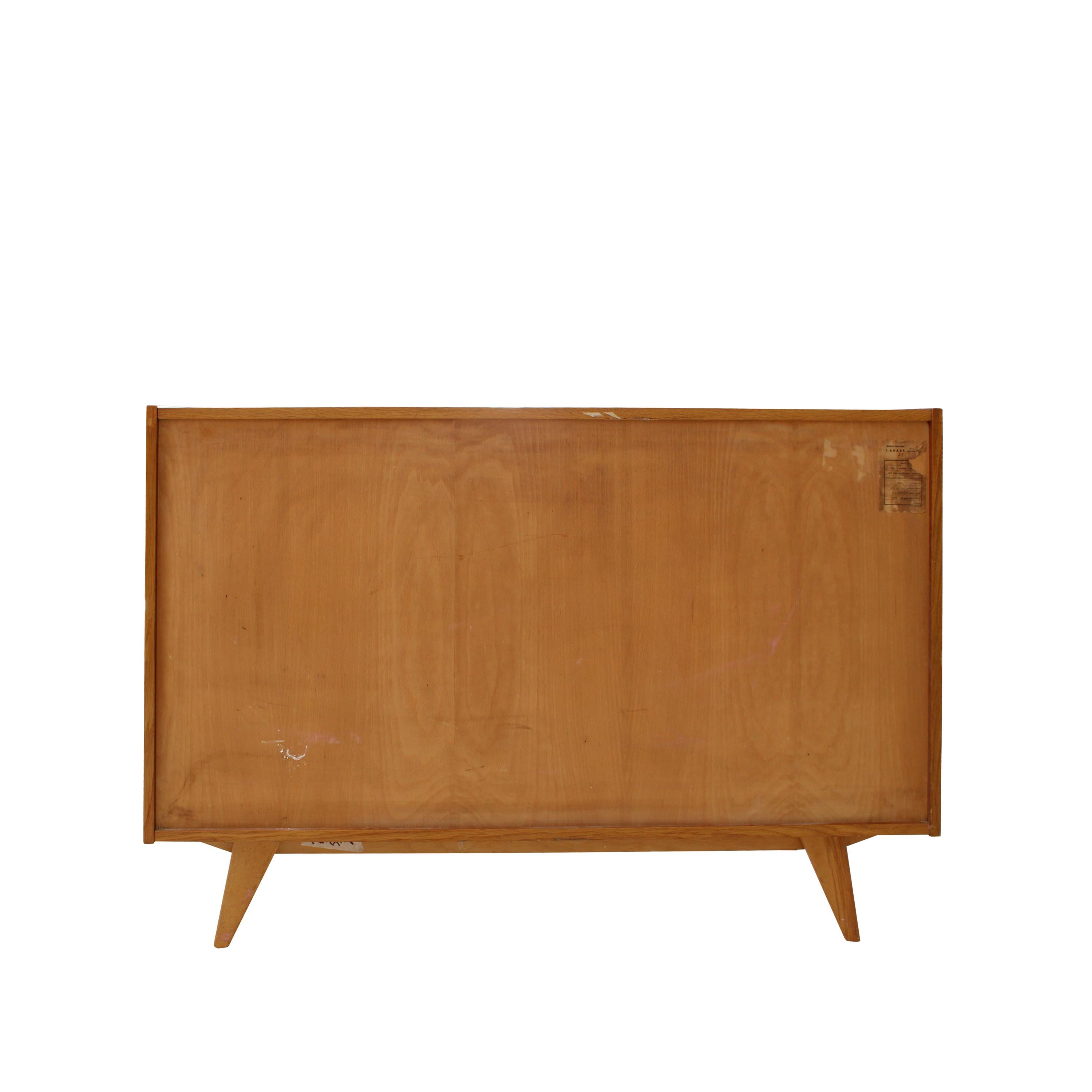 Czech Oak Sideboard with Left-Side Lacquered Drawers, Czechoslovakia, 1960s For Sale 8