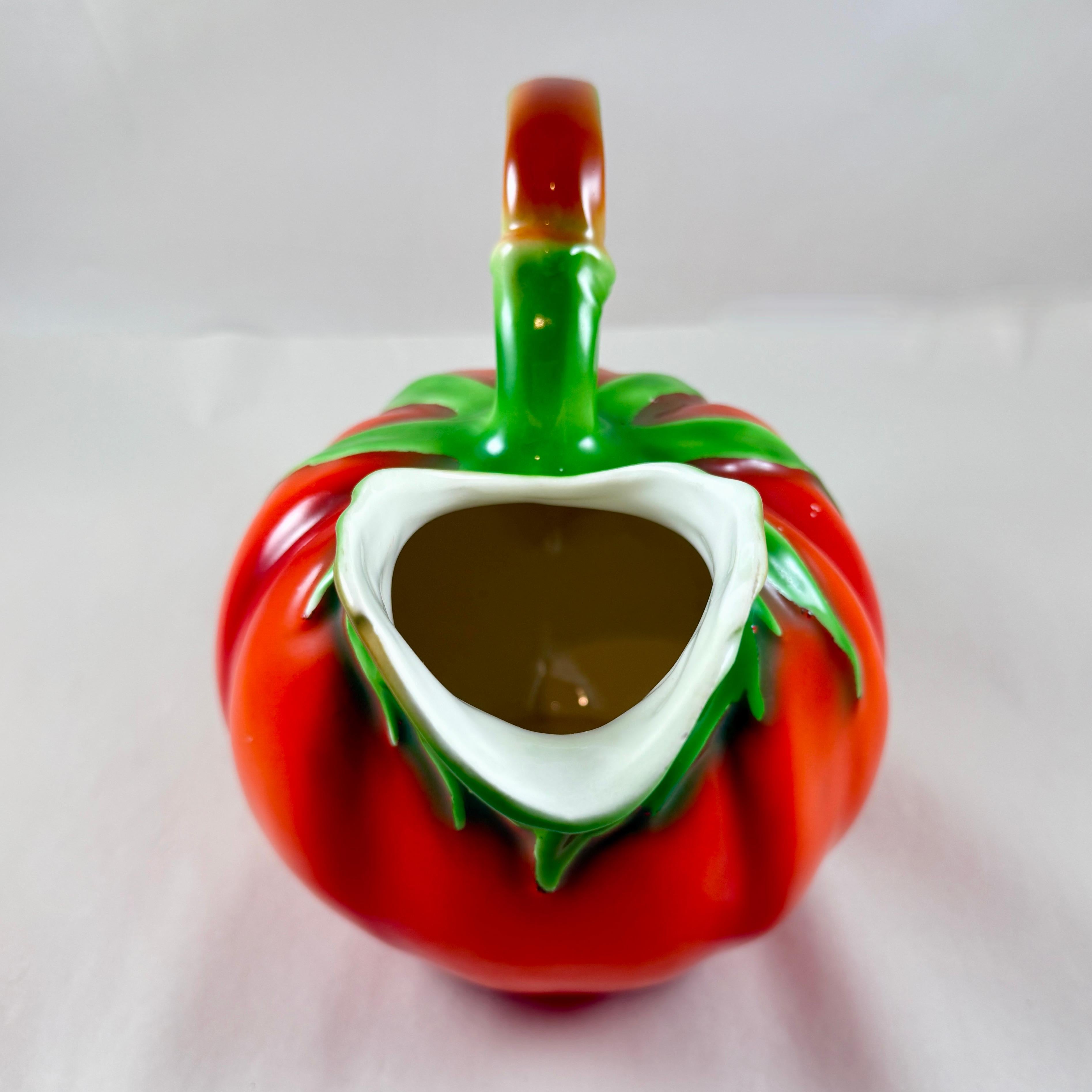 Czech Porcelain 2-Liter Red Tomato Pitcher en vente 2