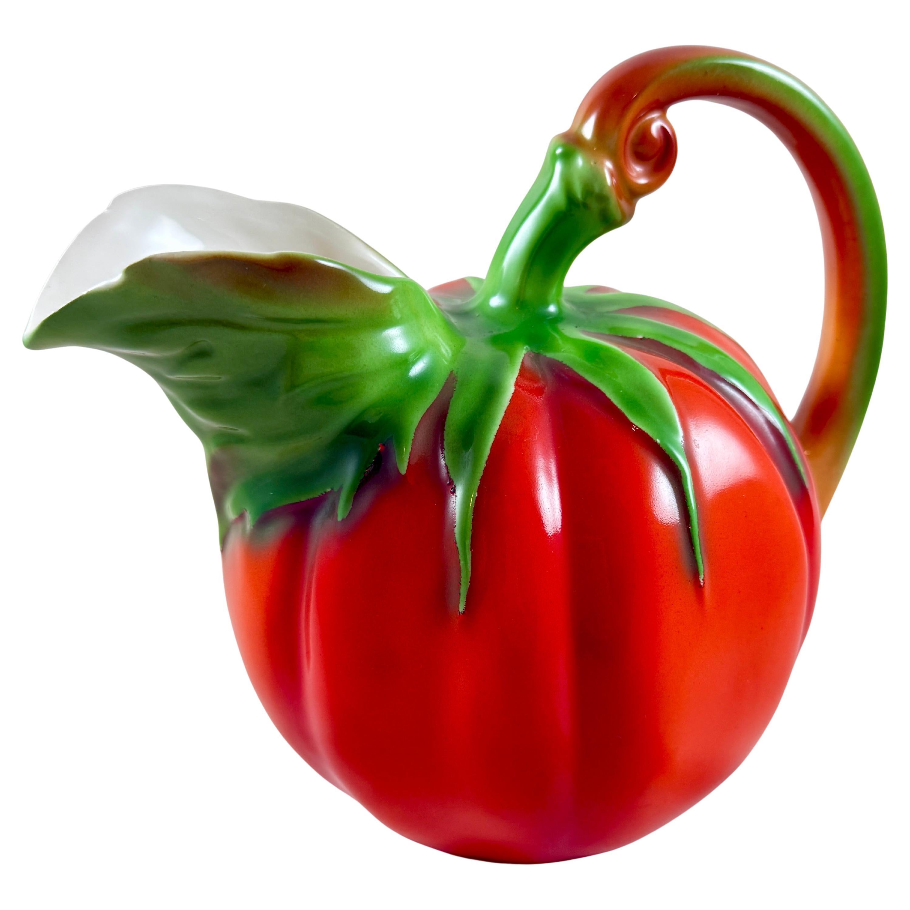 Czech Porcelain 2-Liter Red Tomato Pitcher en vente
