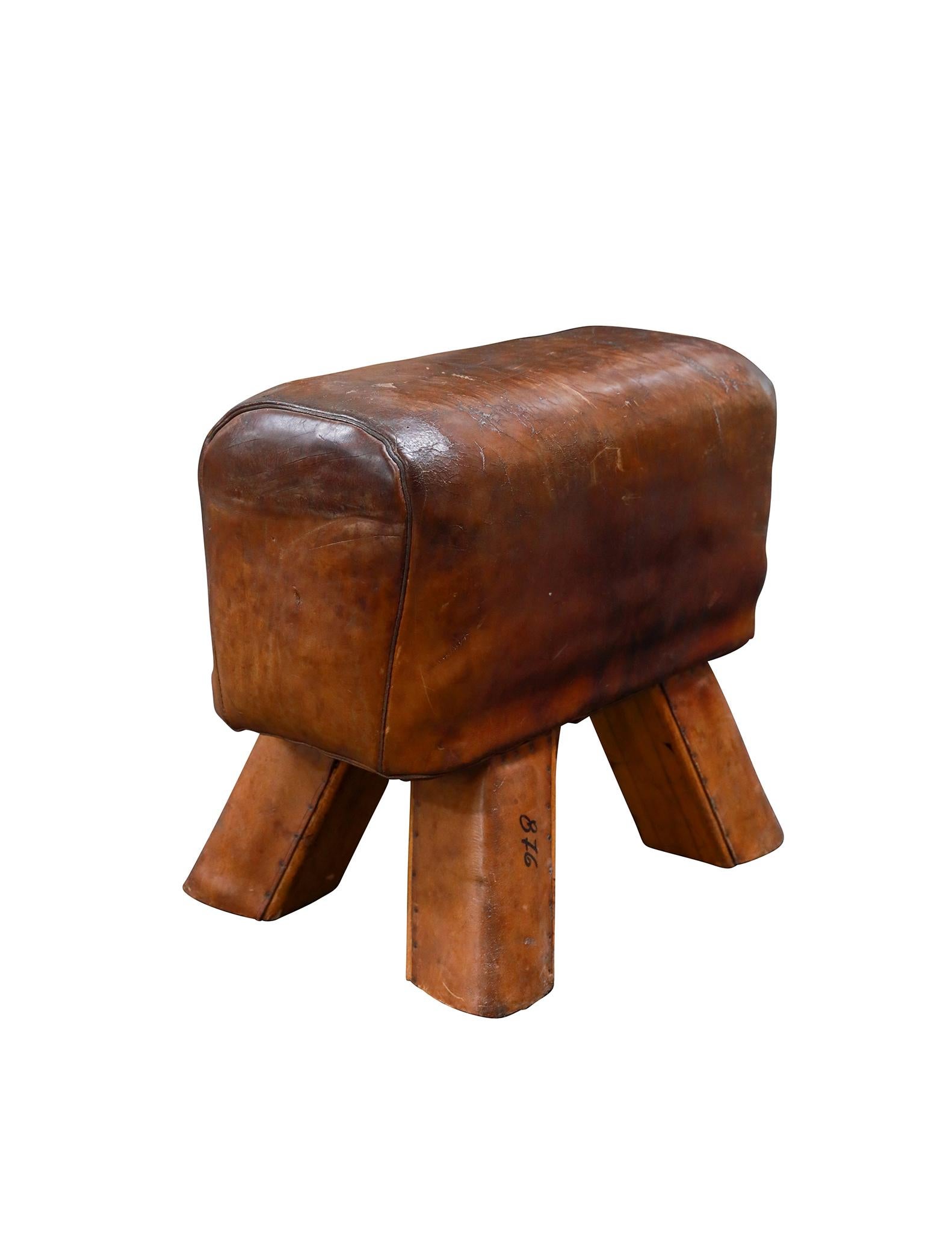Ceco Czech Republic Leather & Wood Vaulting Horse Seat in vendita