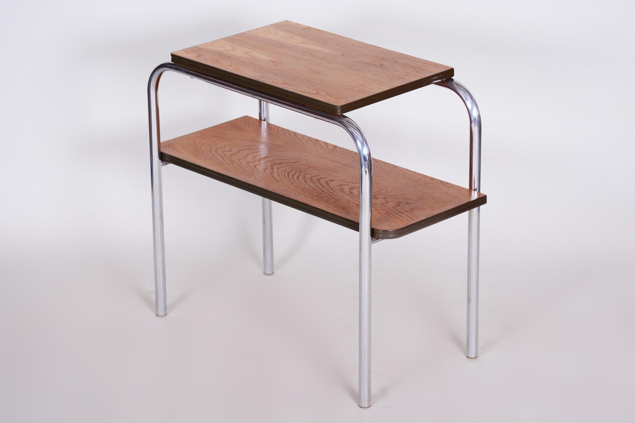 20th Century Czech Restored Oak Chromed Steel Bauhaus Side-Table, Hynek Gottwald, 1930s For Sale