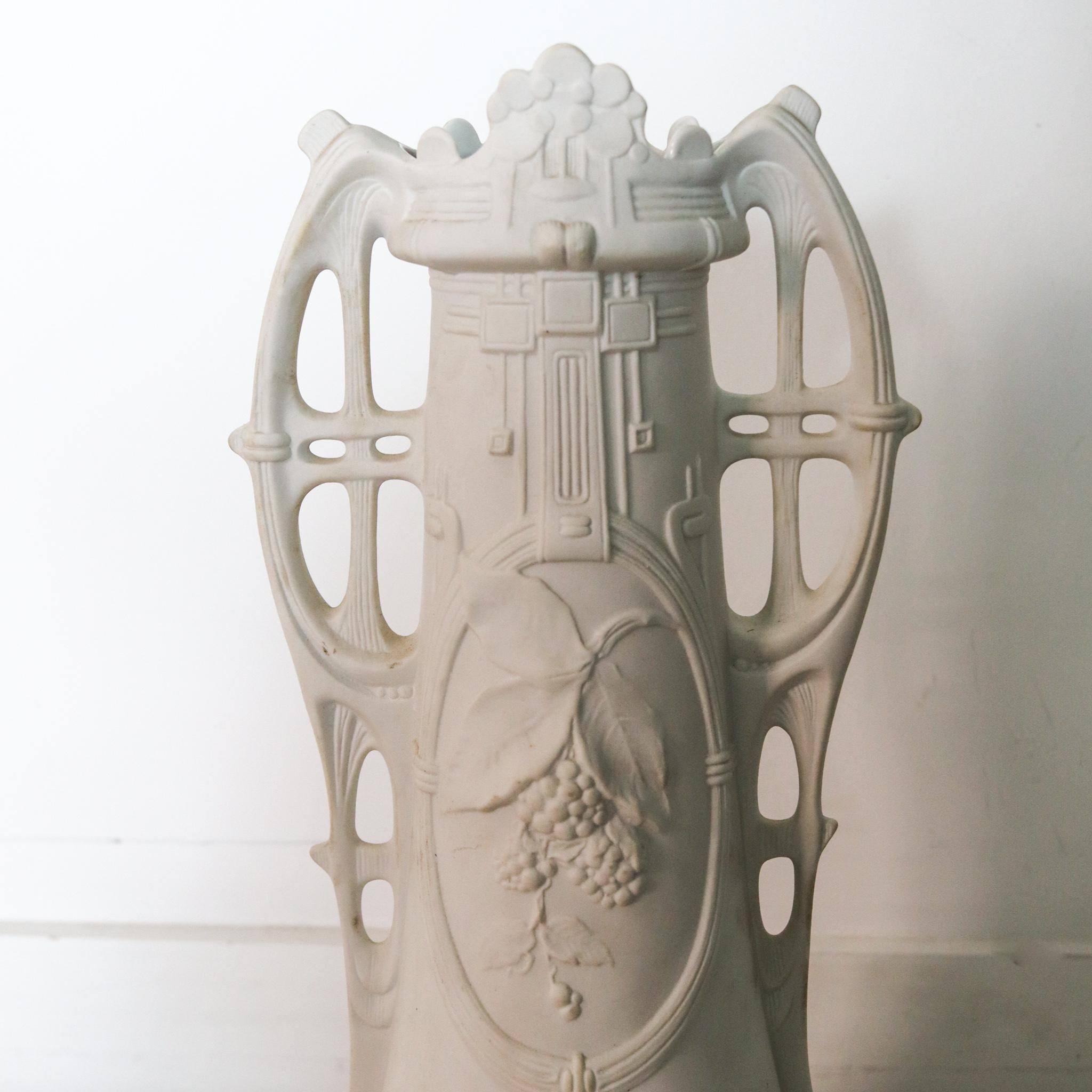 Early 20th Century Czech Secessionist Art Nouveau 1920 Tall Vase in Biscuit White Porcelain For Sale