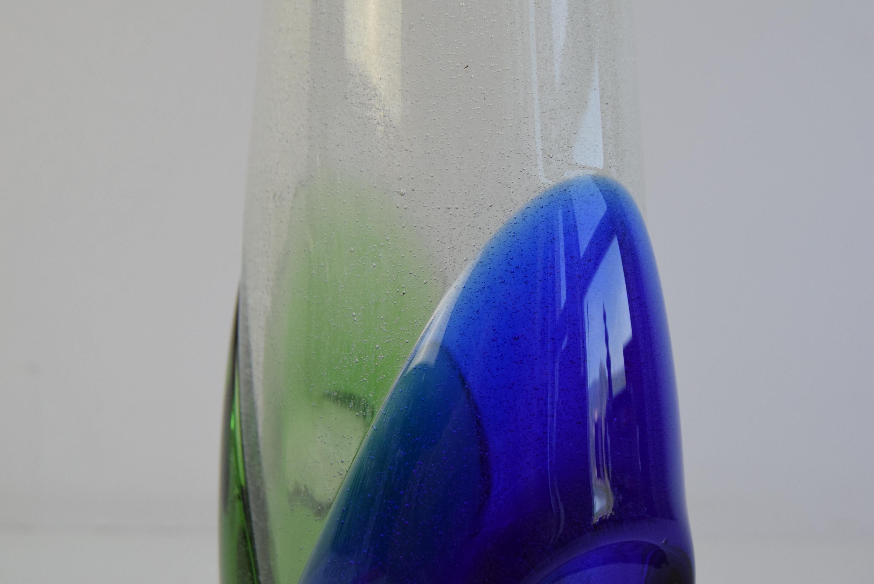 Late 20th Century Czech Sommerso Art Glass Vase in Blue and Green For Sale