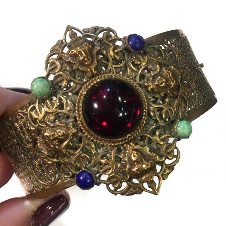 Czech Vintage Filigree Face Gem Bangle 1920s In Good Condition In Wilmslow, GB