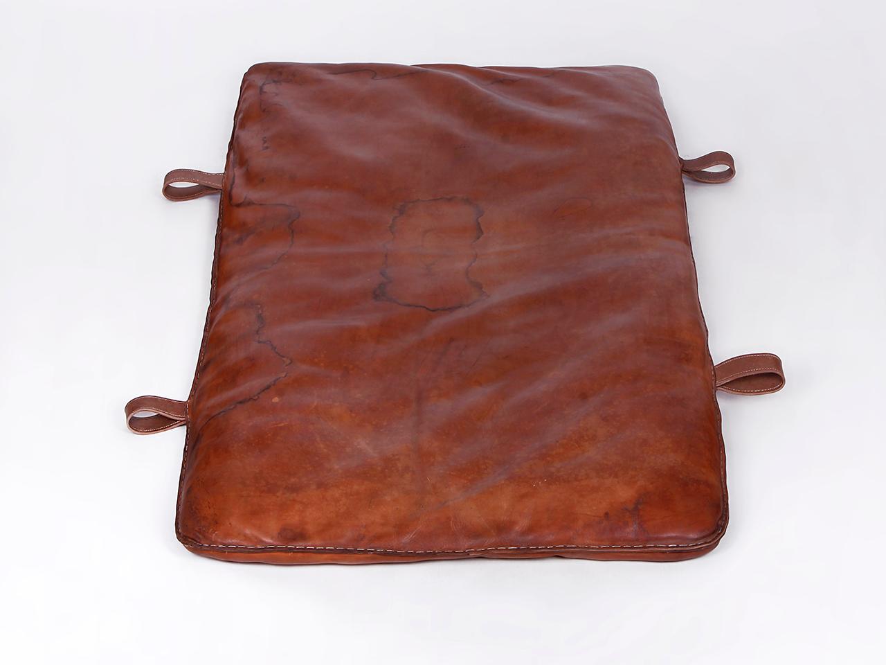 Tschechisches Vintage-Leder- Gym-Mat B, 1930er Jahre im Angebot 1